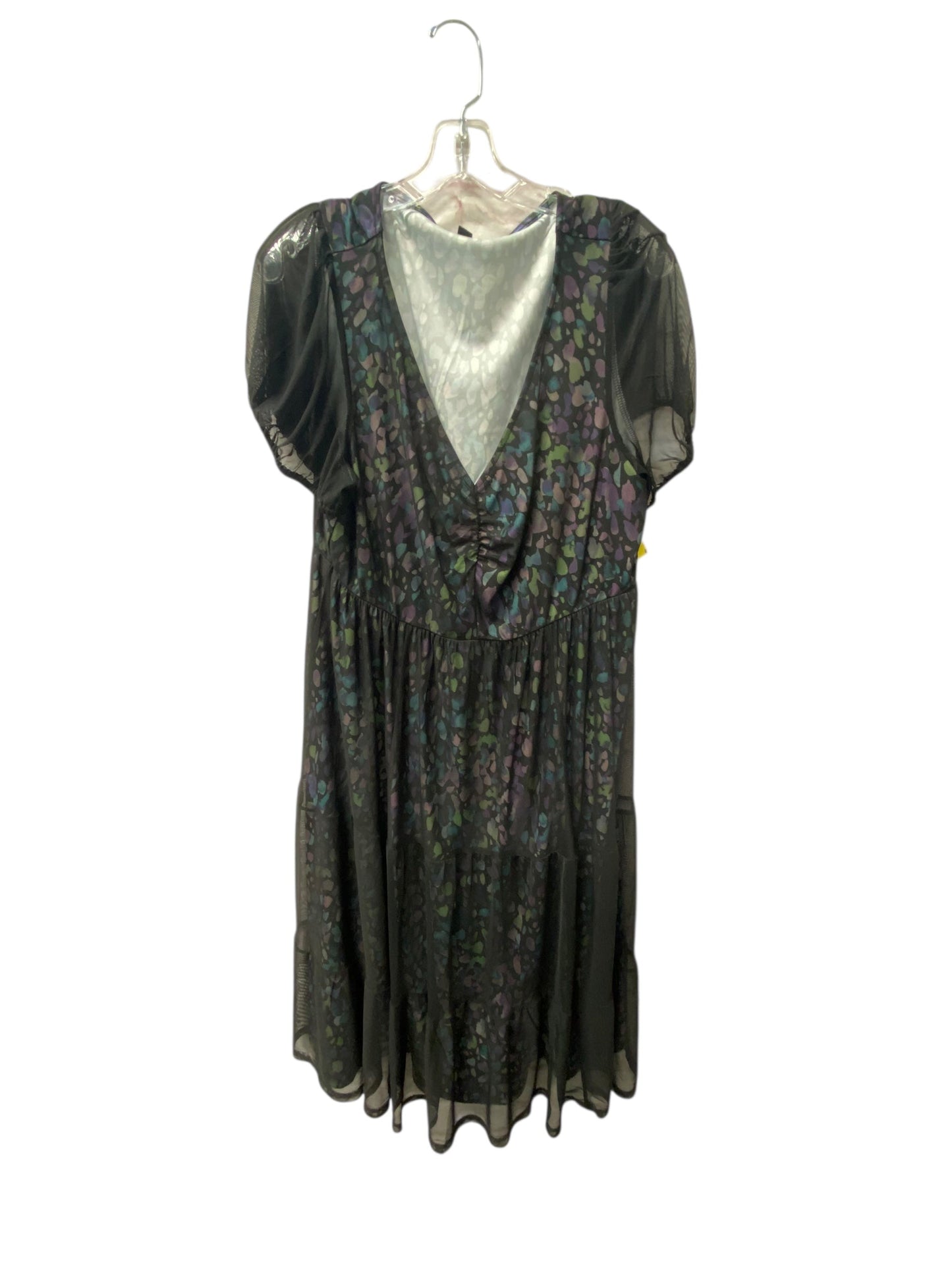 Dress Casual Short By Torrid In Black & Purple, Size:1X