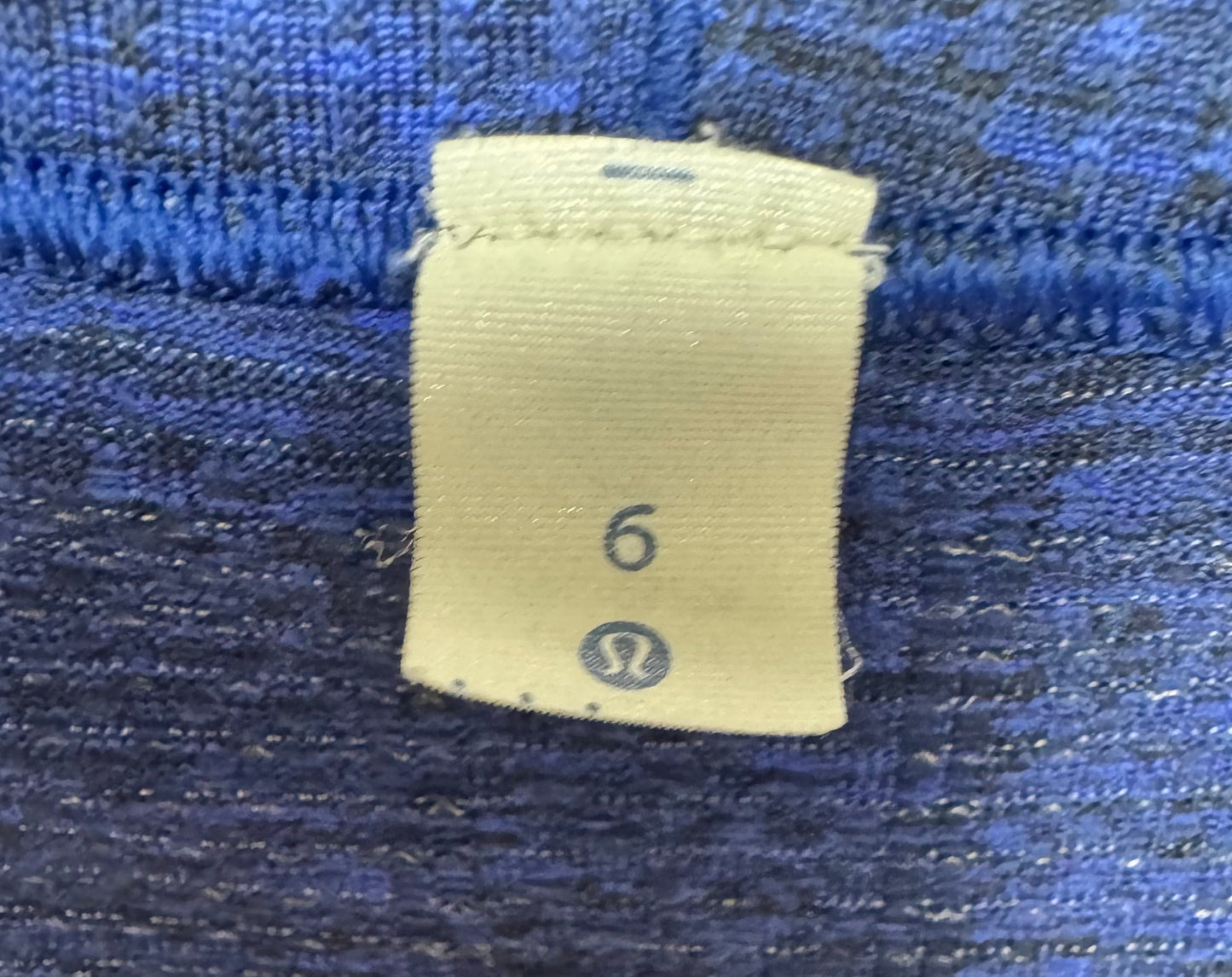 Athletic Top Long Sleeve Collar By Lululemon In Purple, Size: S
