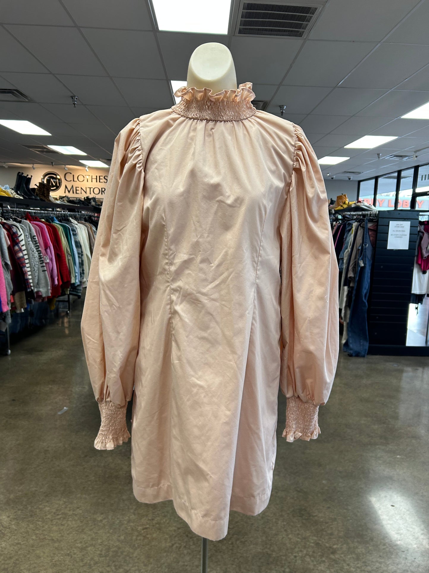 Dress Casual Short By En Saison In Peach, Size:M