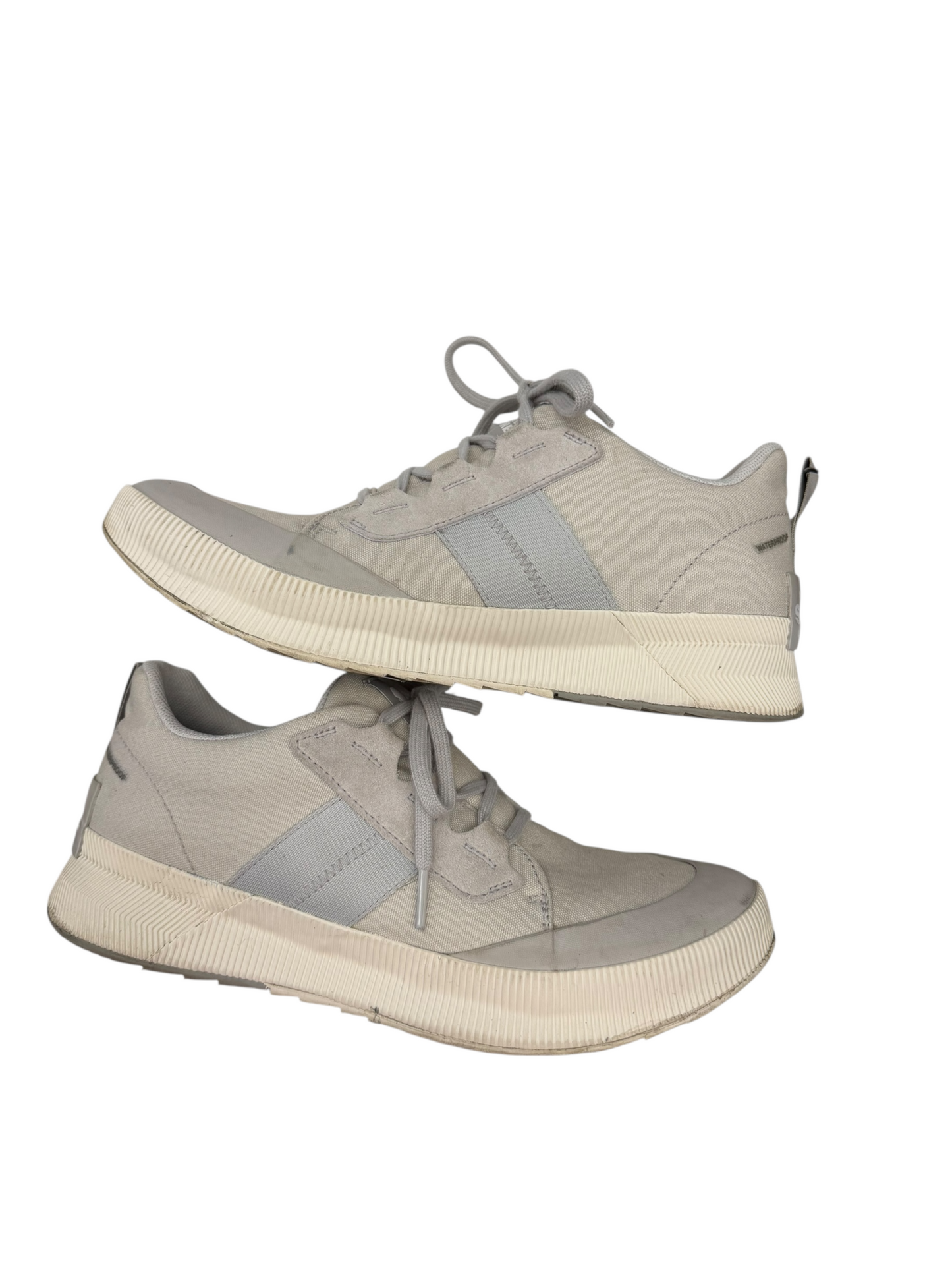 Shoes Sneakers By Sorel In Grey, Size: 11