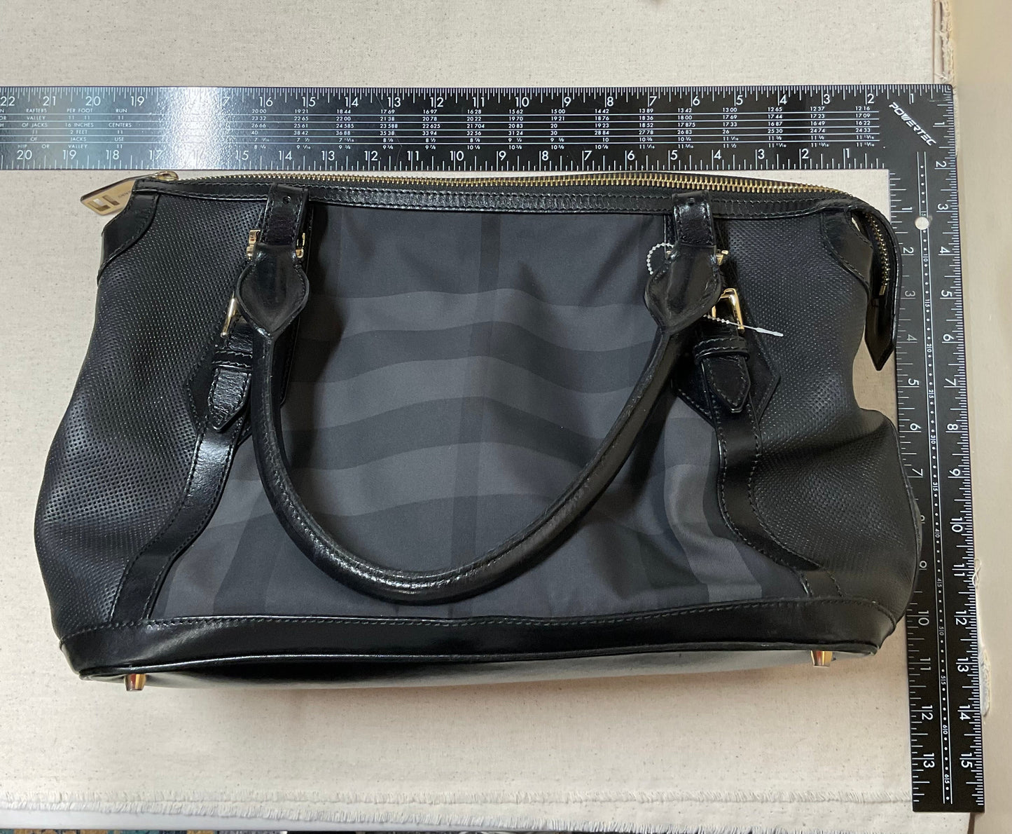 Handbag Luxury Designer By Burberry In Black, Size:Medium