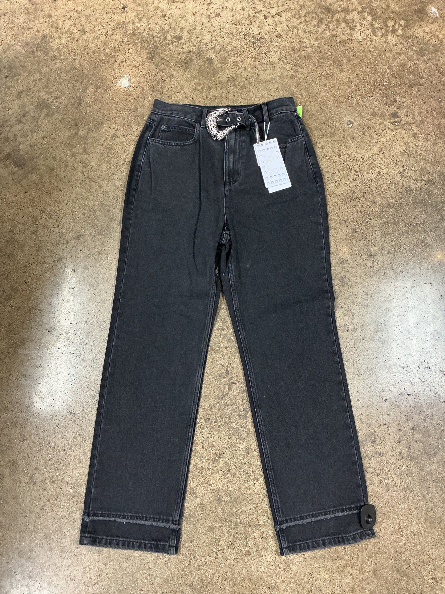 Jeans Straight By Clothes Mentor In Black Denim, Size:6