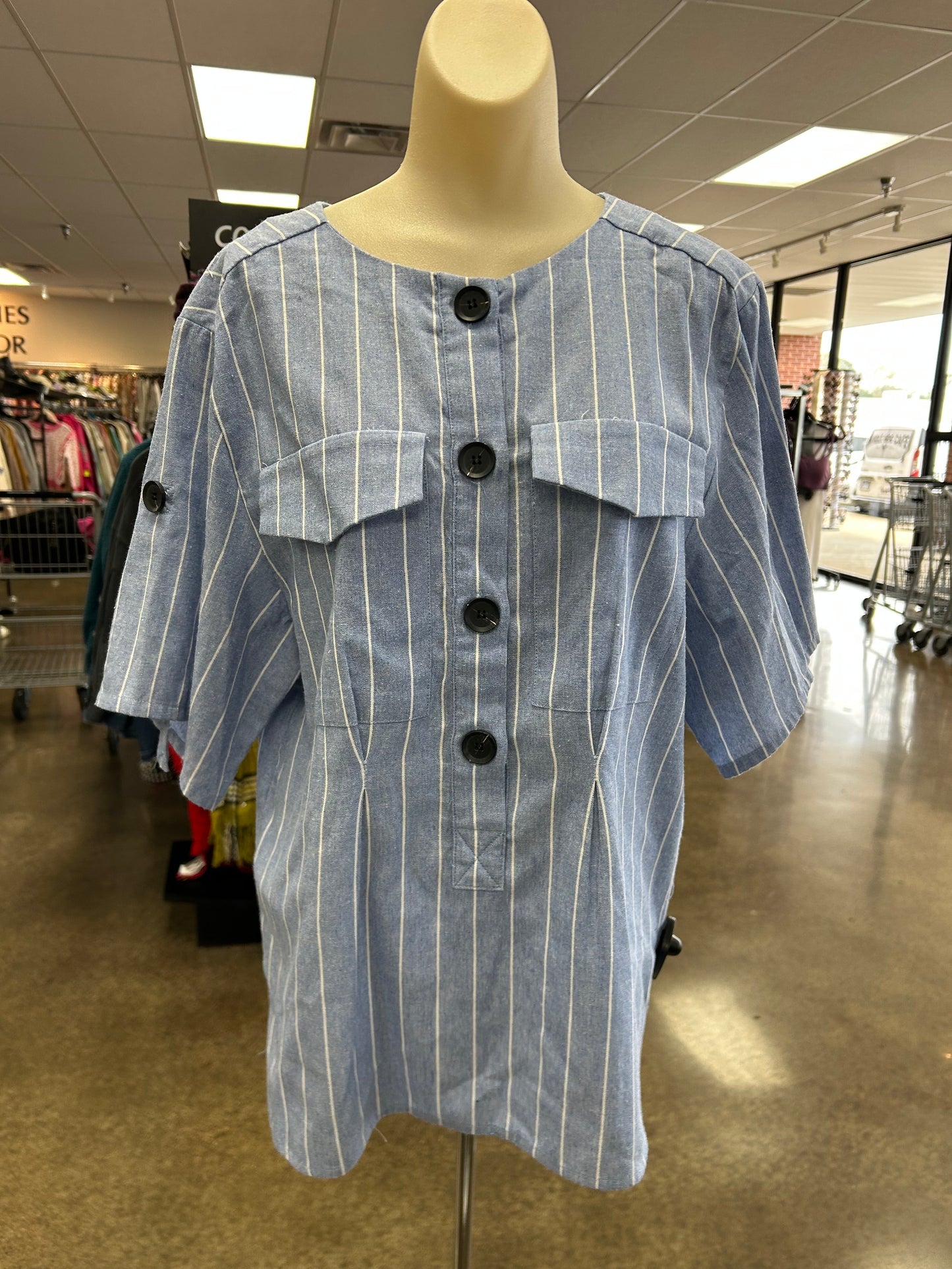 Top Ss By Clothes Mentor In Blue & White, Size:M