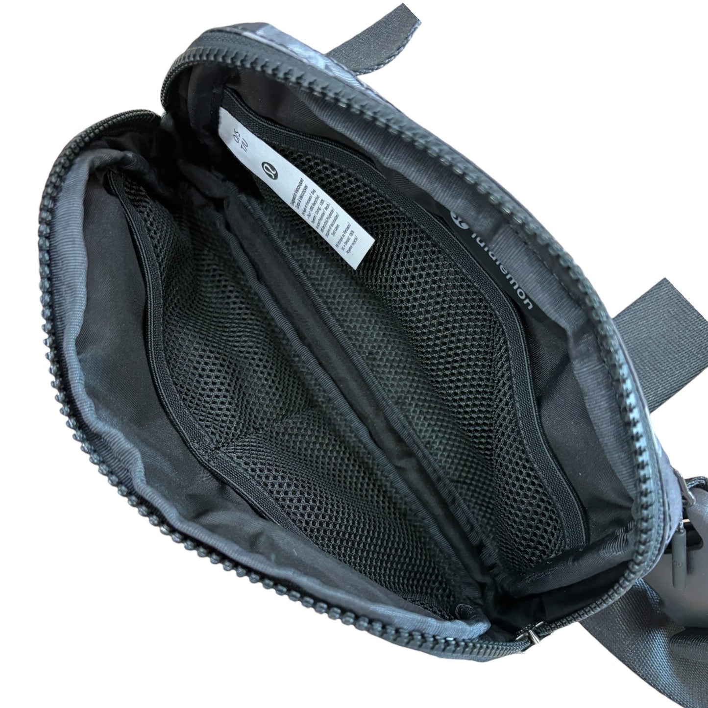 Crossbody By Lululemon In Camouflage Print, Size:Small