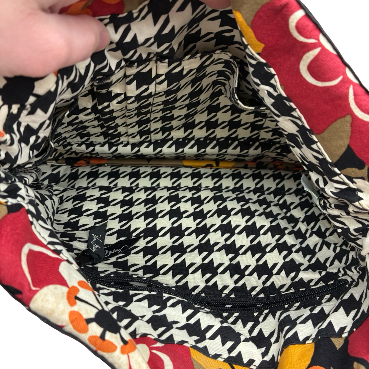 Handbag By Vera Bradley In Multi, Size:Medium