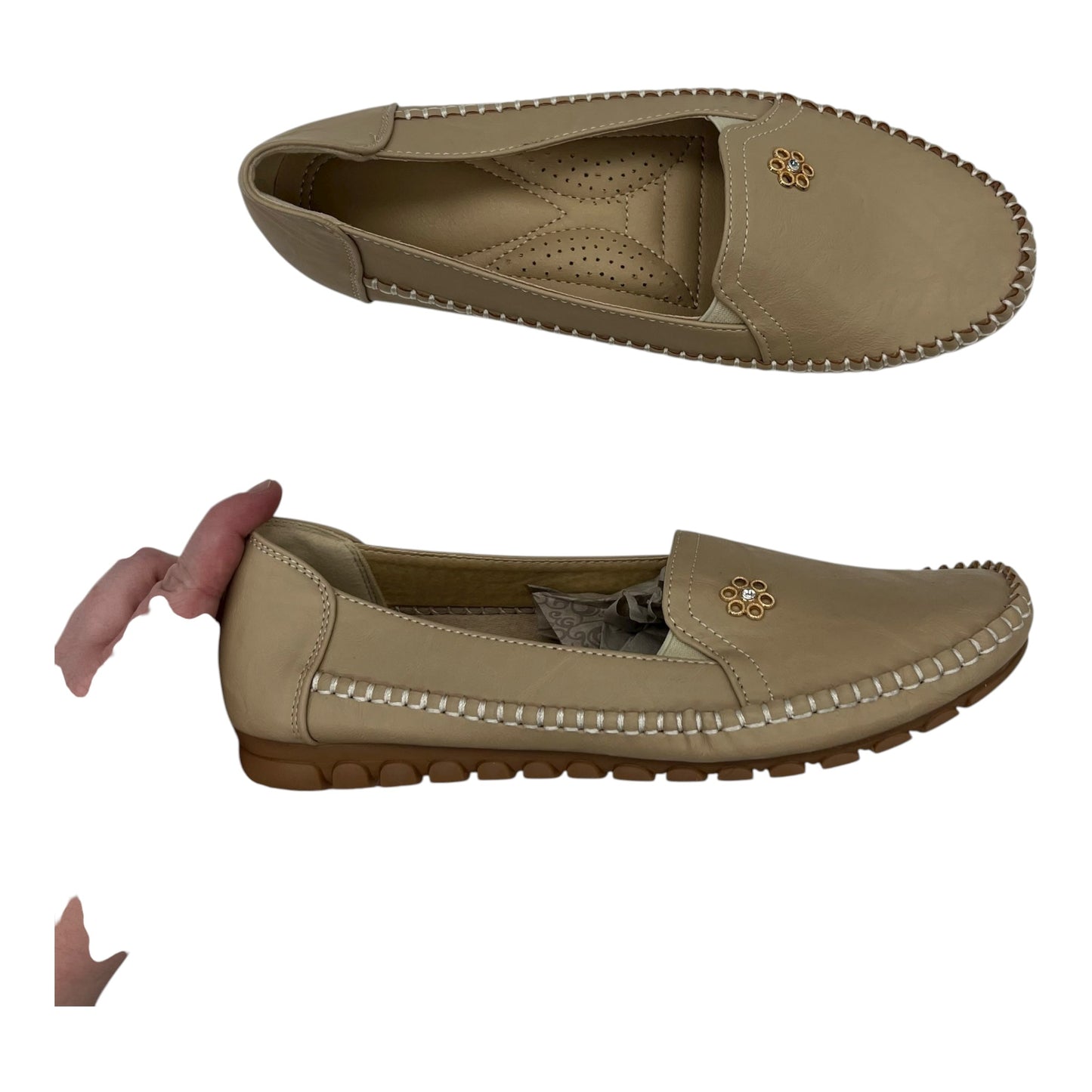 Shoes Flats By Cmf In Tan, Size:9.5