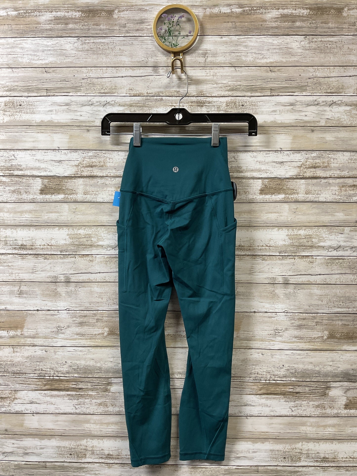 Athletic Leggings Capris By Lululemon In Green, Size:0