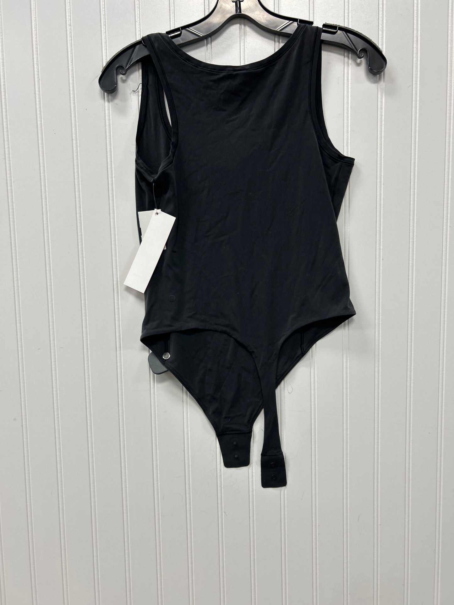 Athletic Top Ss By Lululemon In Black, Size:4