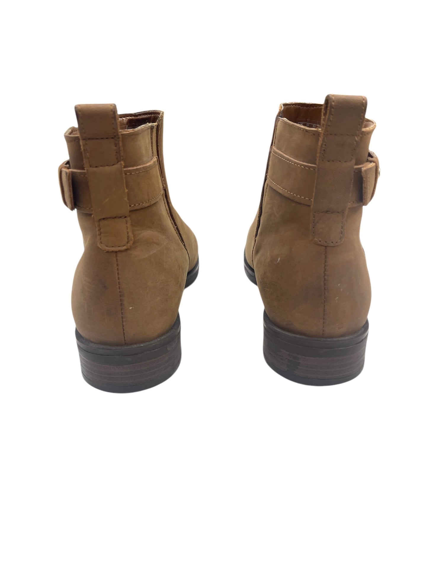 BOOTS ANKLE FLATS by CLARKS In BROWN, Size: 9