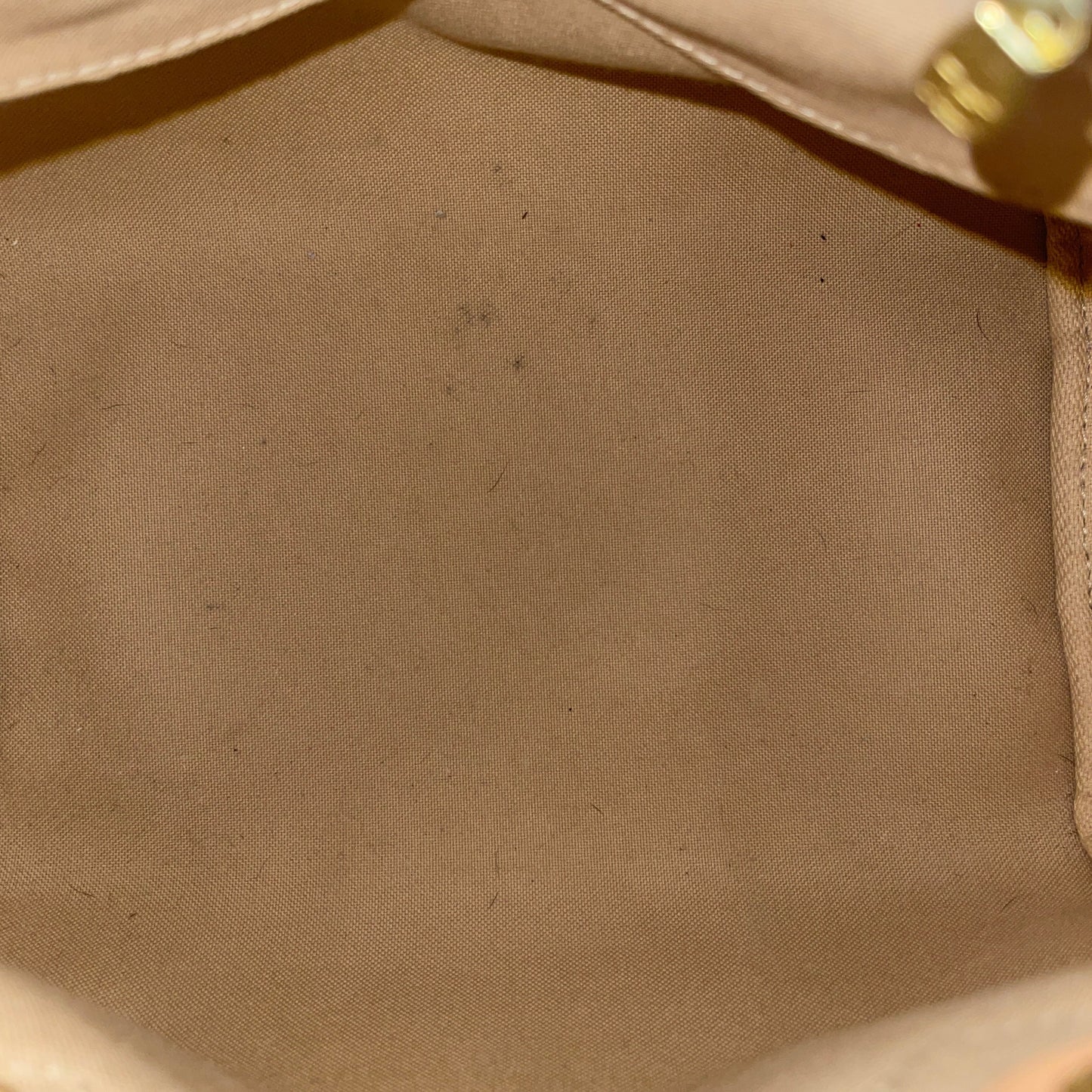 Speedy Bandoulière 25
By Louis Vuitton, Size: Small