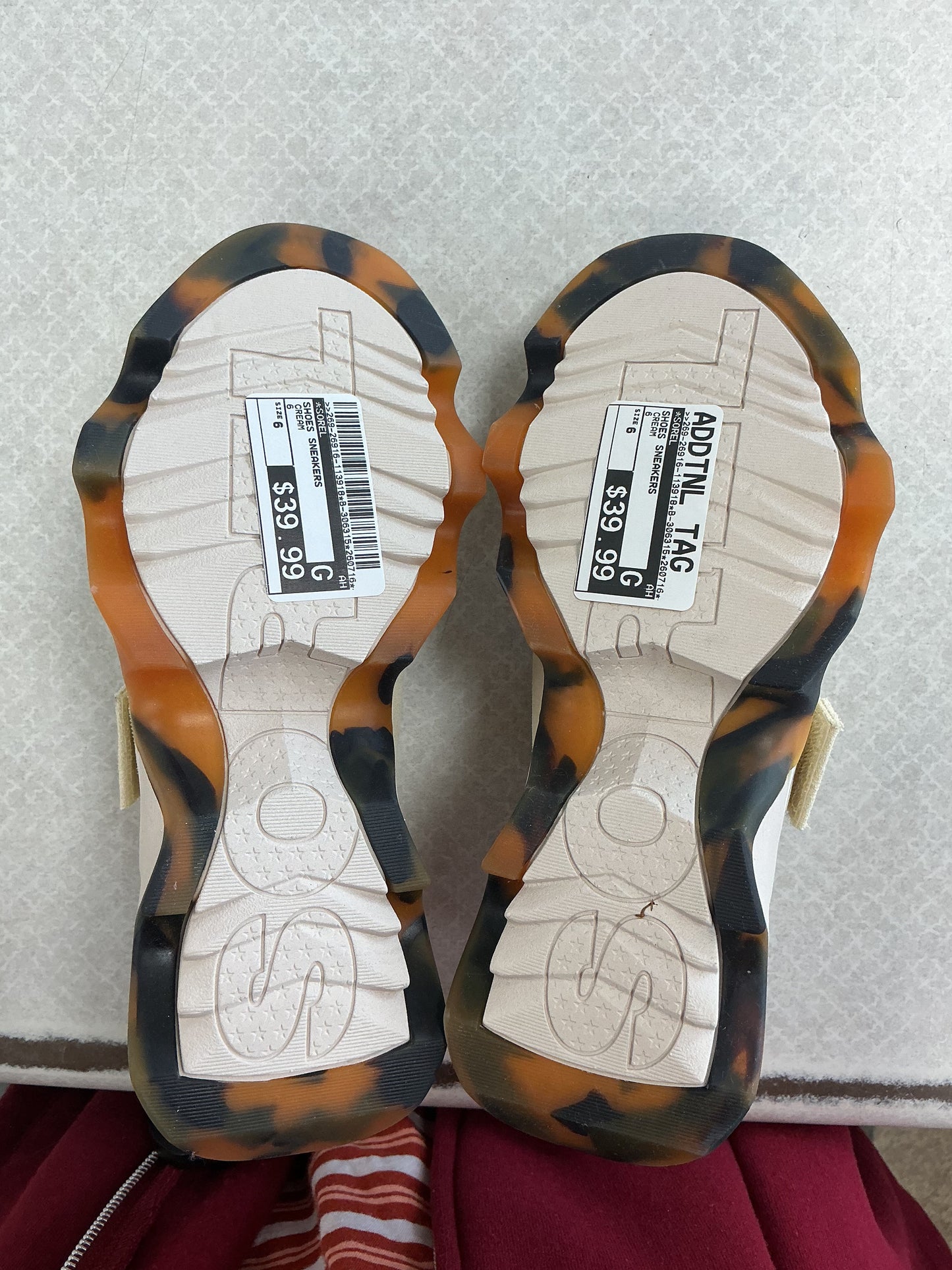 Shoes Sneakers By Sorel In Cream, Size:6