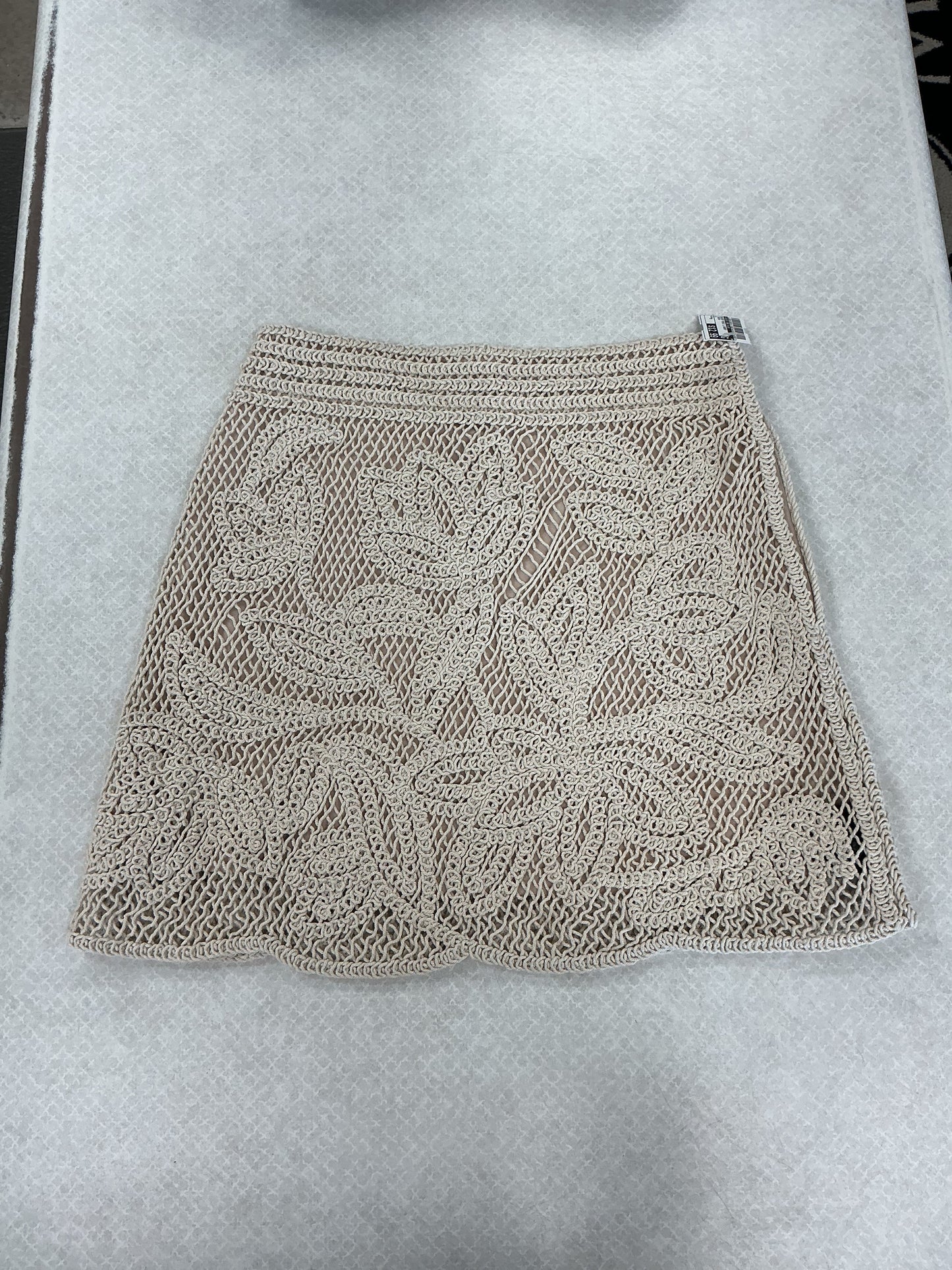Skirt Mini & Short By Skies Are Blue In Cream, Size:M