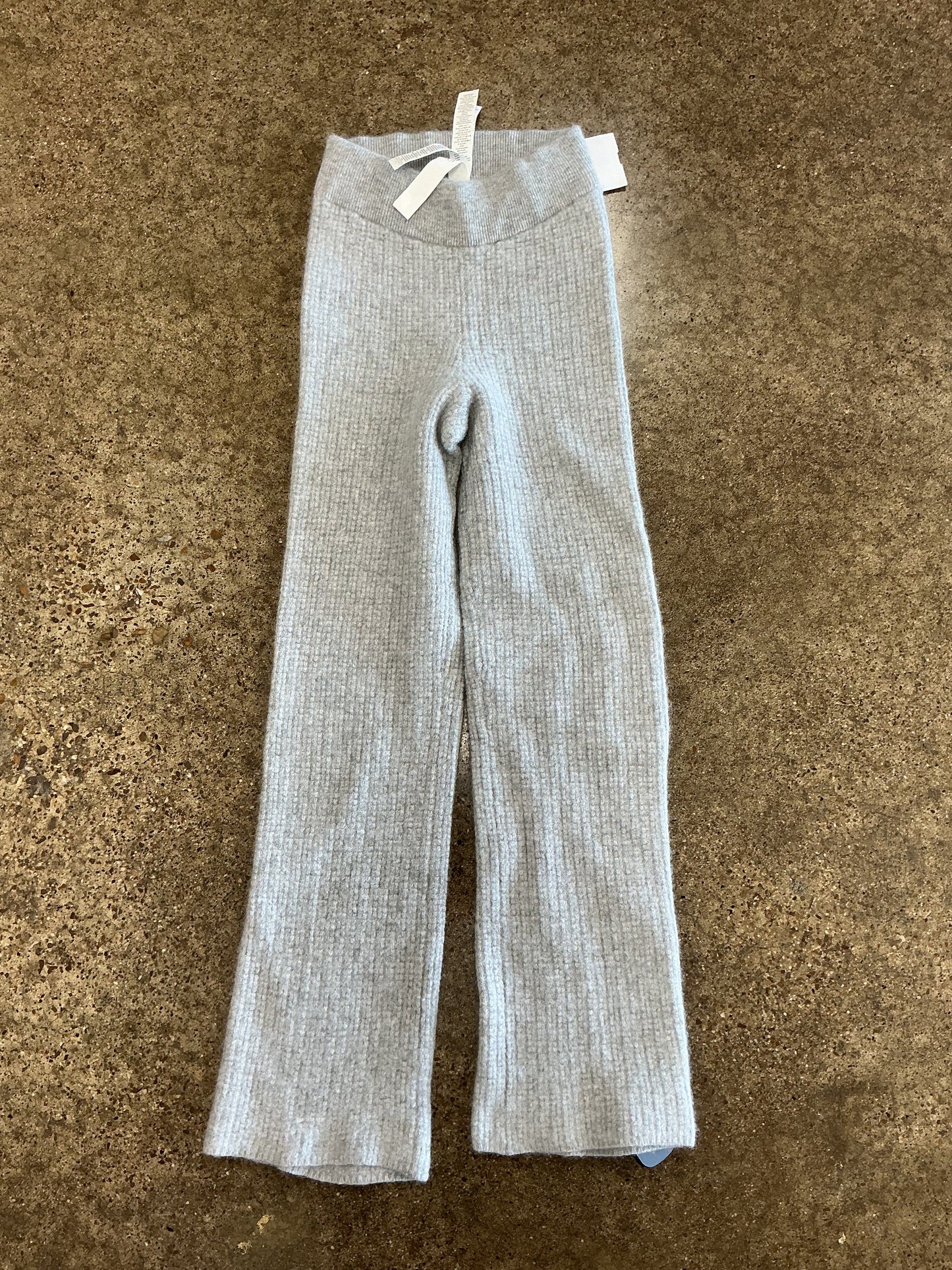 Athletic Pants By Alo In Grey, Size:Xxs