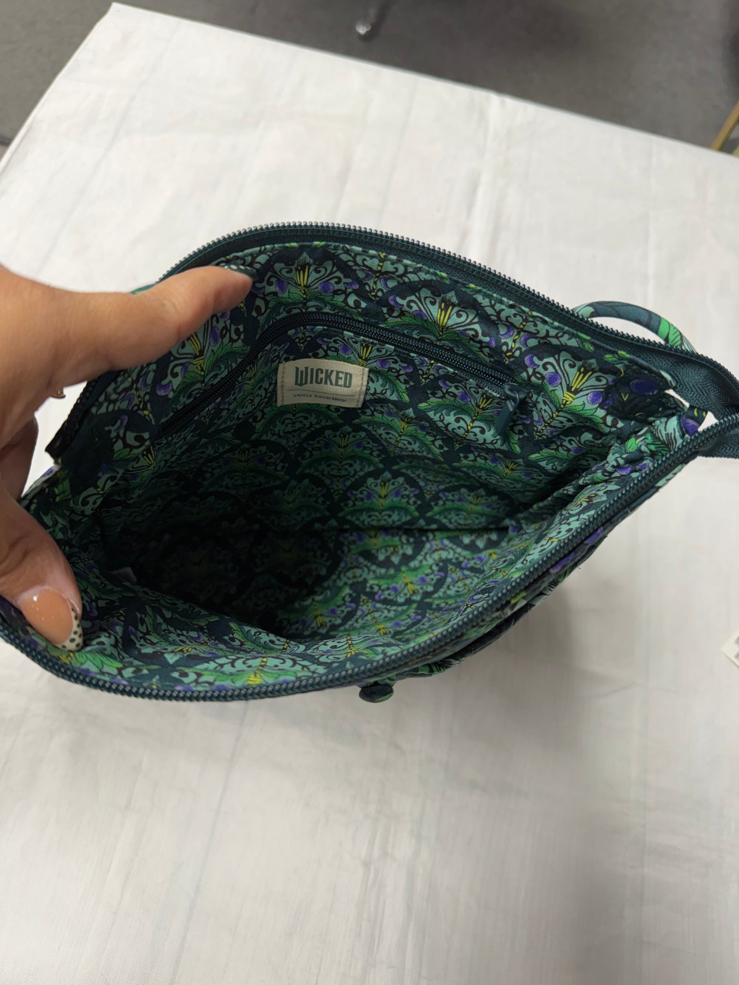 Crossbody By Vera Bradley In Green, Size:Medium
