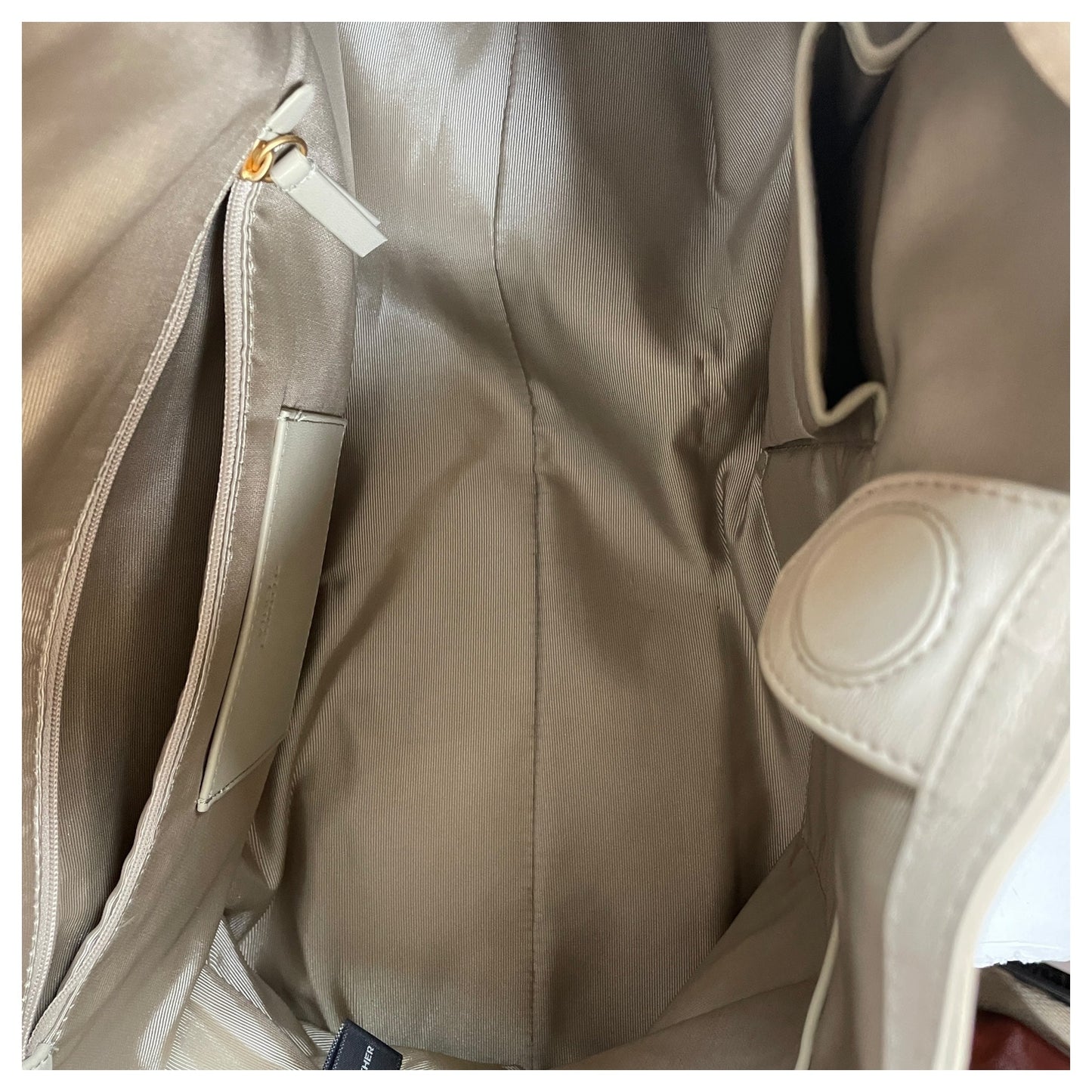 Handbag Leather By Vince Camuto In Cream, Size:Large