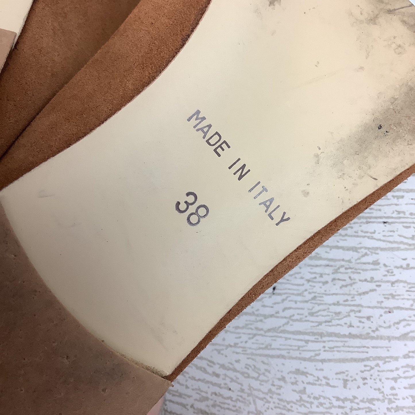 Shoes Flats By Clothes Mentor In Tan, Size: 7.5 (38)