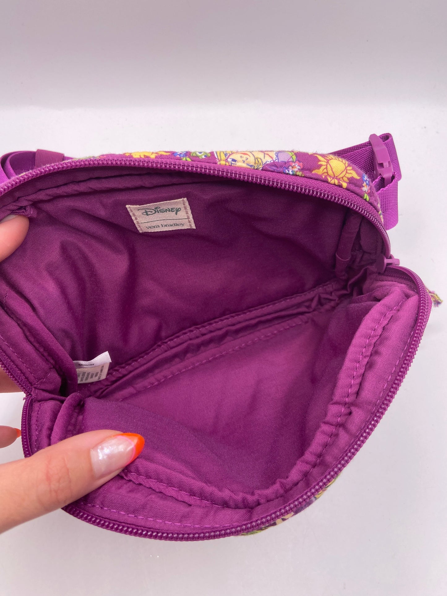 Belt Bag By Vera Bradley, Size: Medium