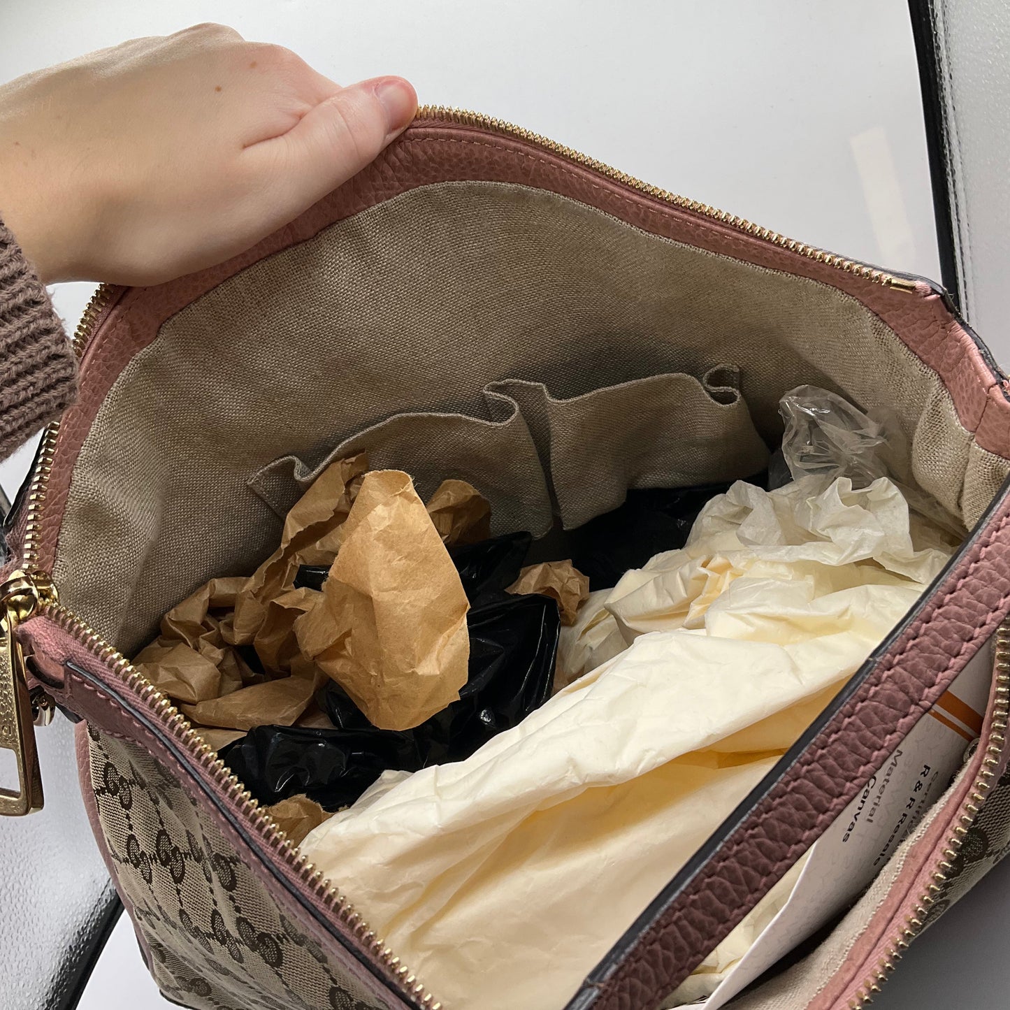 Handbag Luxury Designer By Gucci, Size: Large