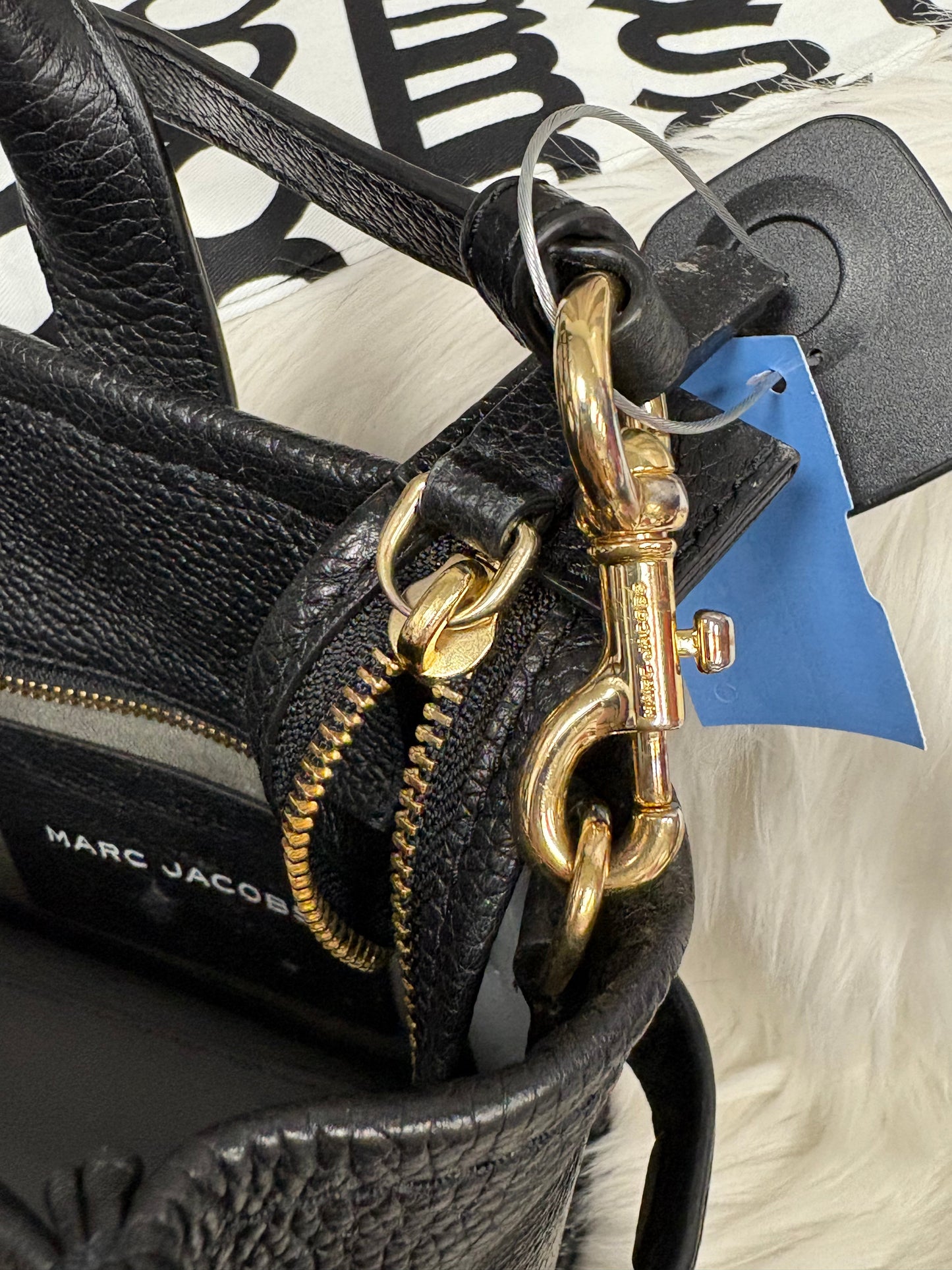 Tote Luxury Designer By Marc Jacobs, Size: Medium