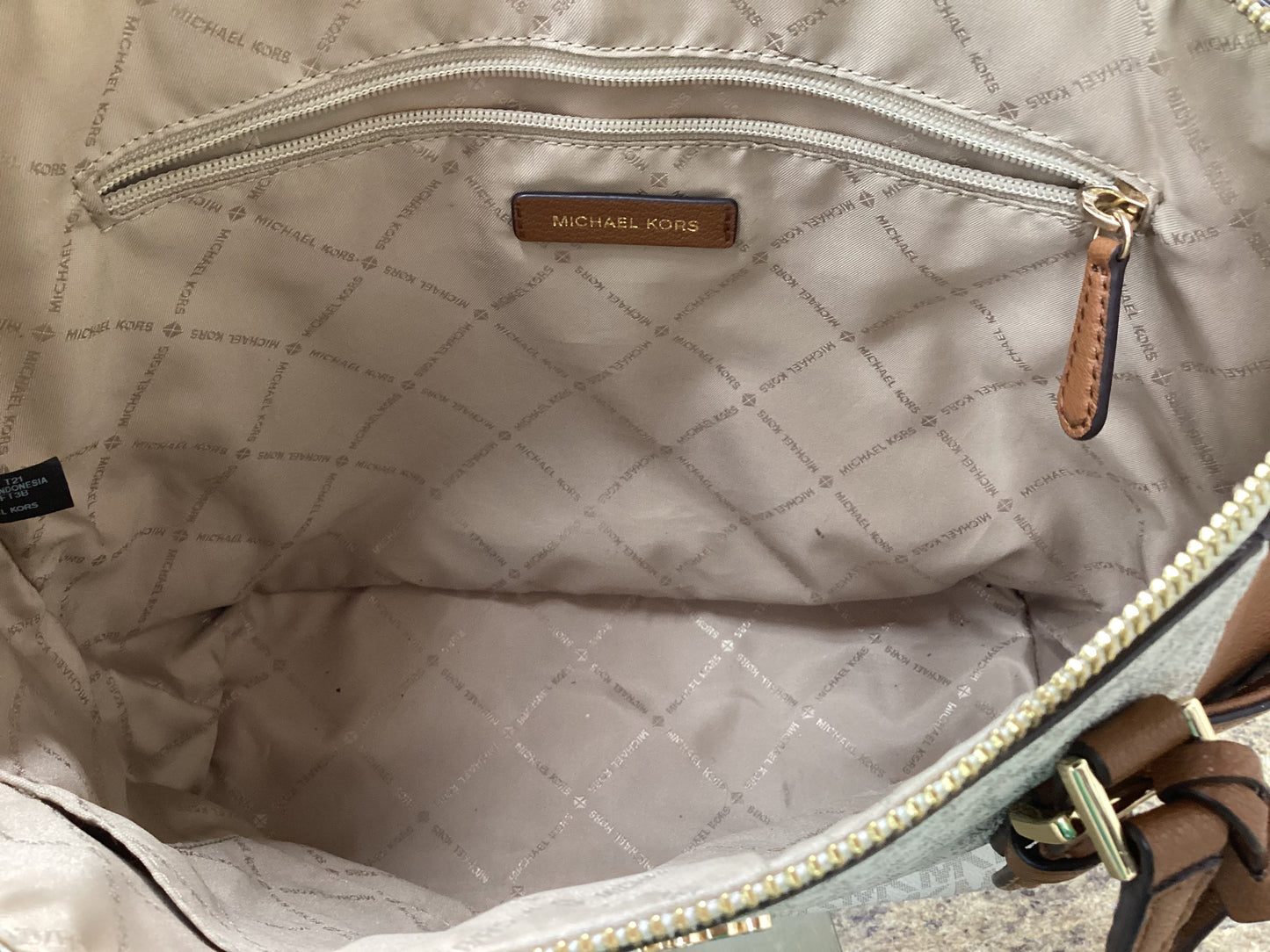 Handbag Designer By Michael Kors, Size: Medium