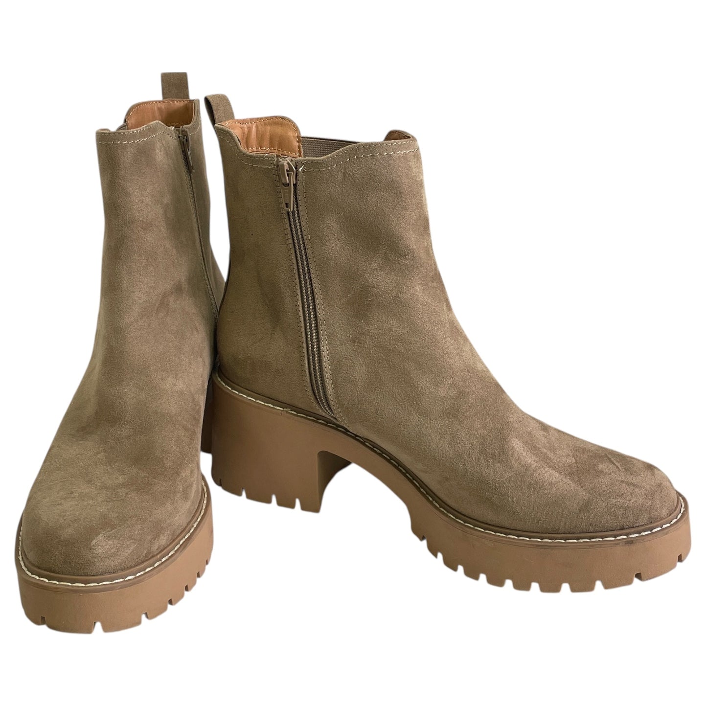 Boots Combat By Universal Thread In Tan, Size:11