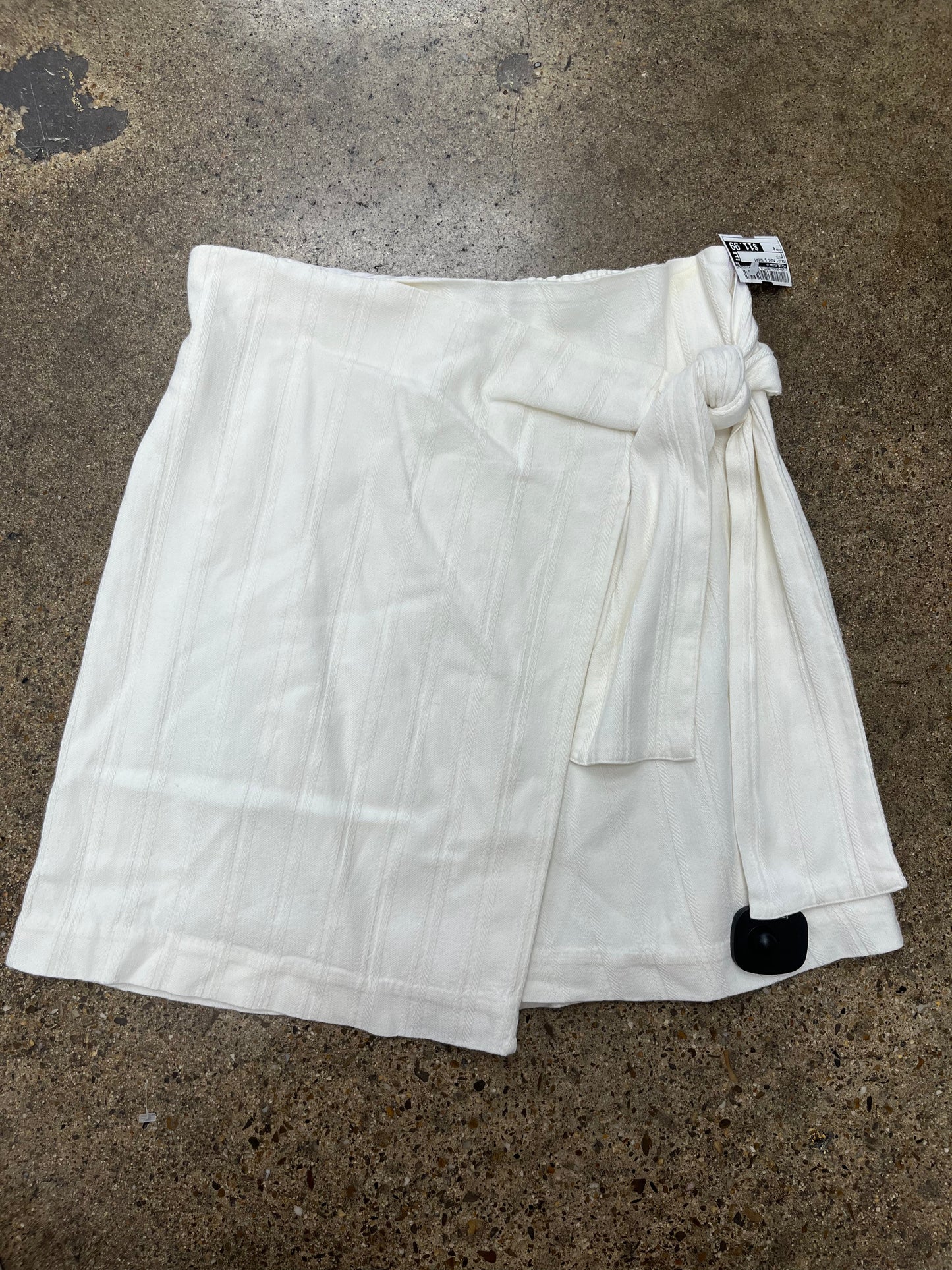 Skirt Mini & Short By Club Monaco In White, Size:8