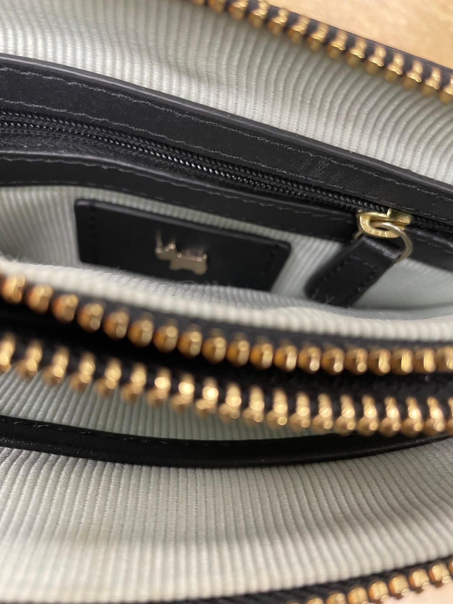 Crossbody By Radley London, Size: Small