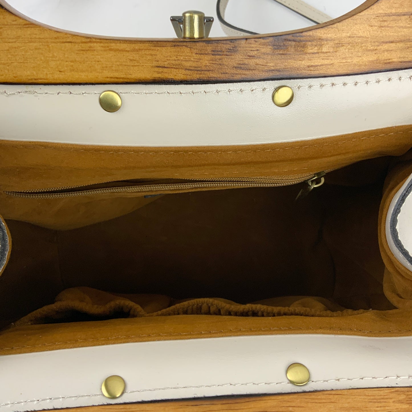 Crossbody Designer By Patricia Nash In White, Size:Medium