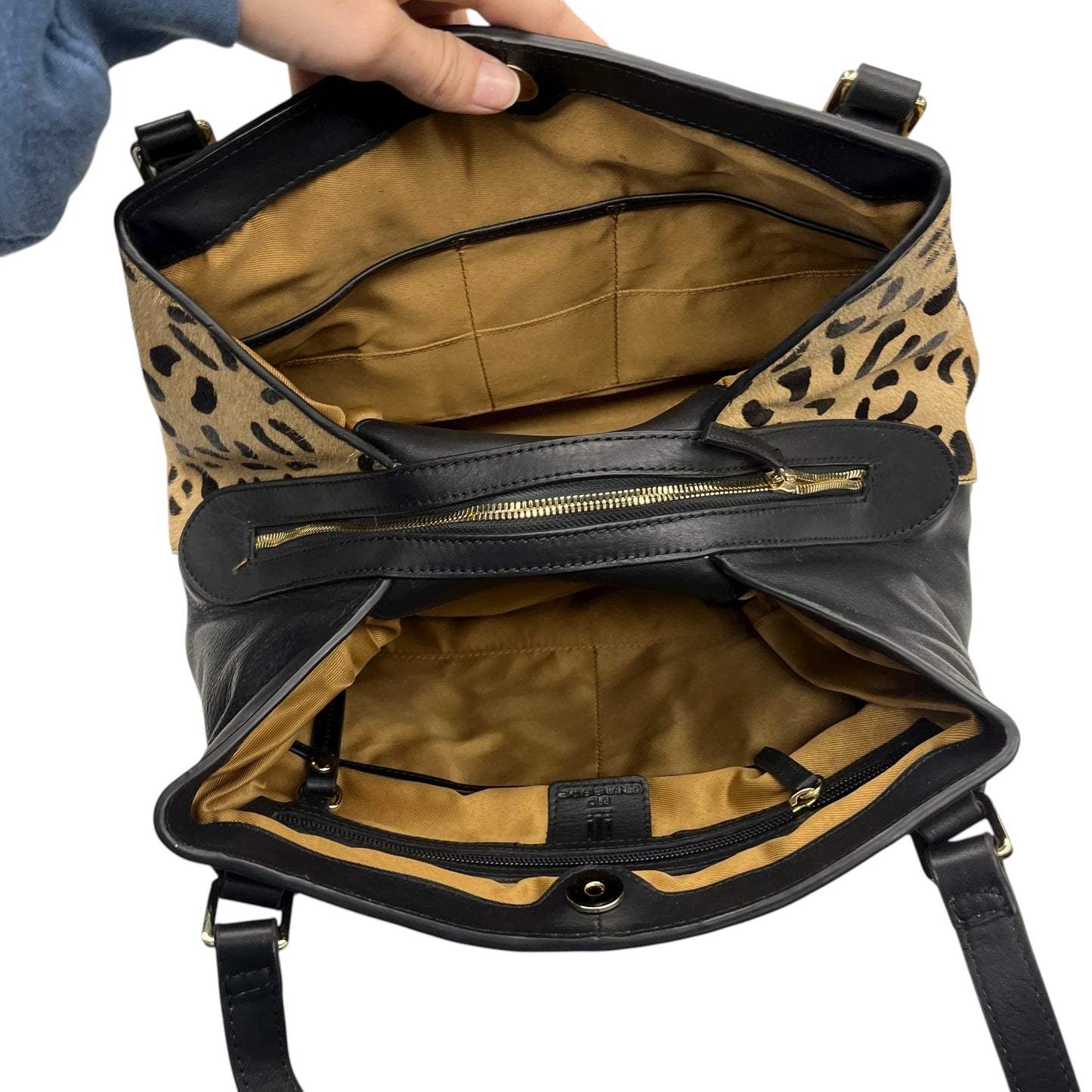 Handbag Leather By Clothes Mentor In Animal Print, Size:Large