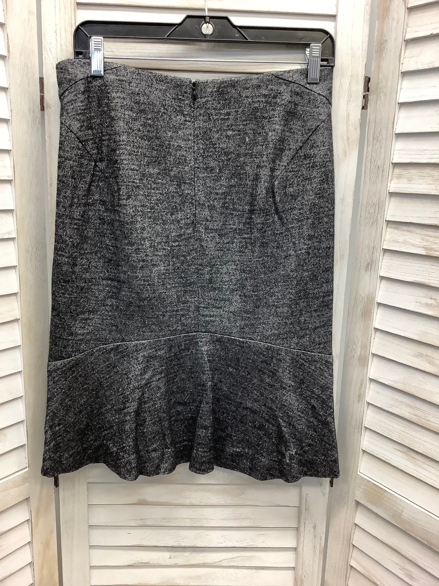 Skirt Midi By Ann Taylor Size: 4