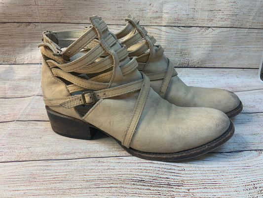 Boots Ankle Heels By Freebird  Size: 8