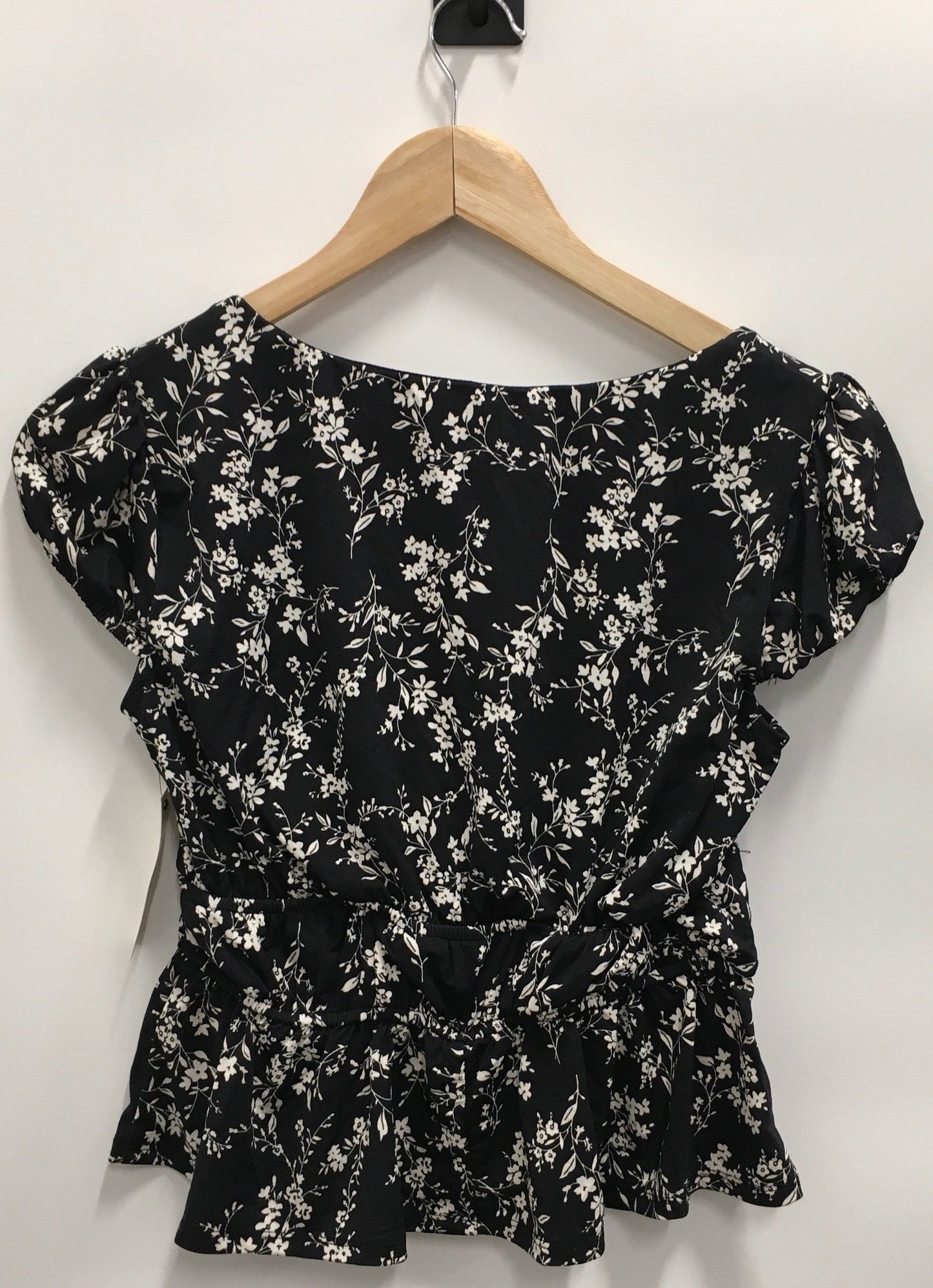 Top Short Sleeve By Blue Rain Size: S