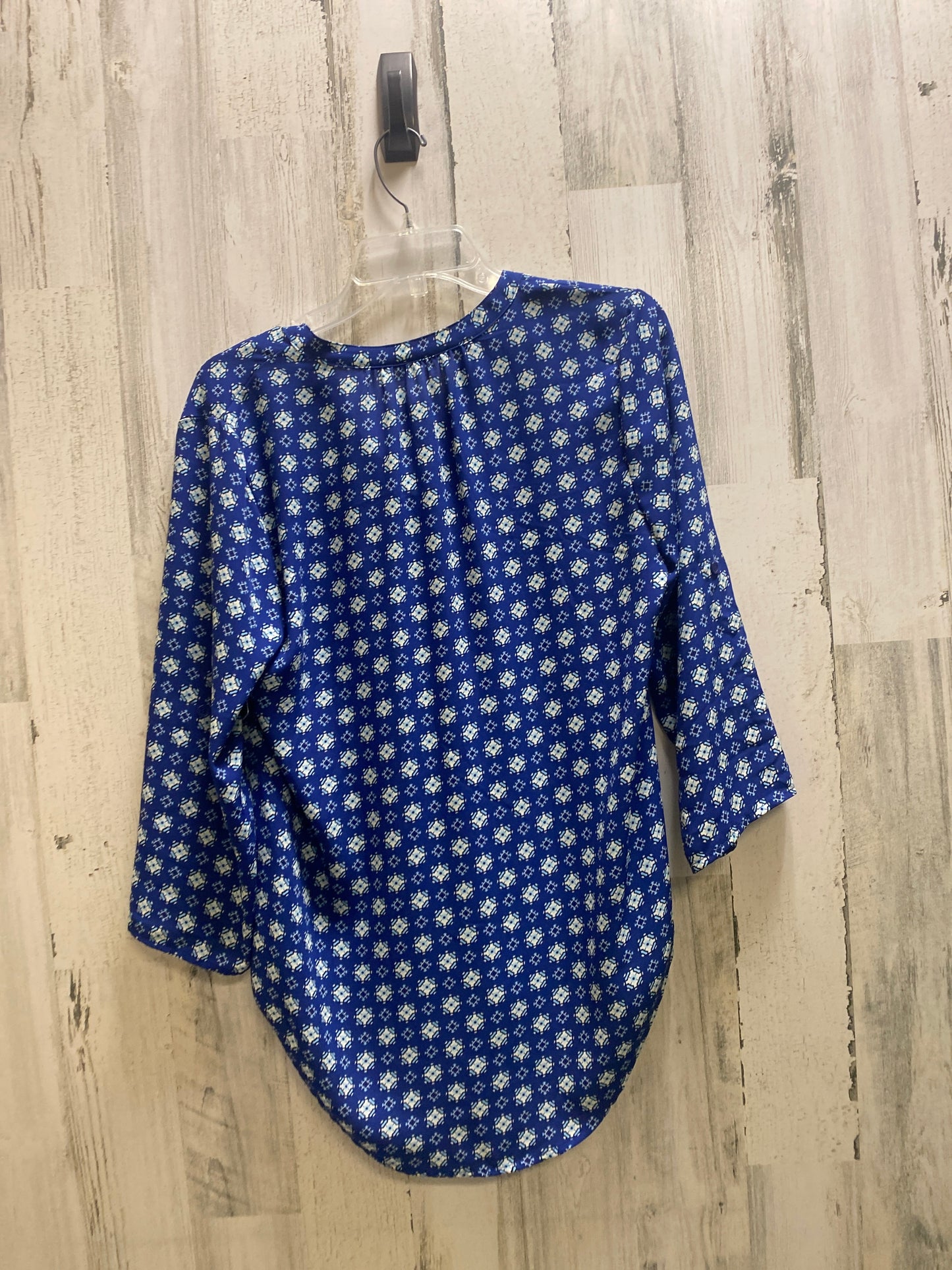 Top Short Sleeve By Clothes Mentor Size: S