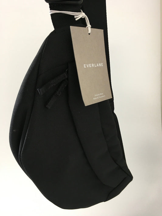 Handbag By Everlane  Size: Medium