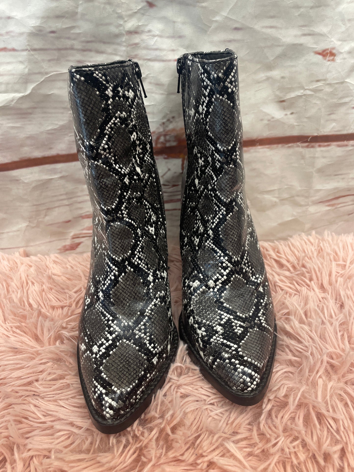 Boots Ankle Heels By Diba Size: 7