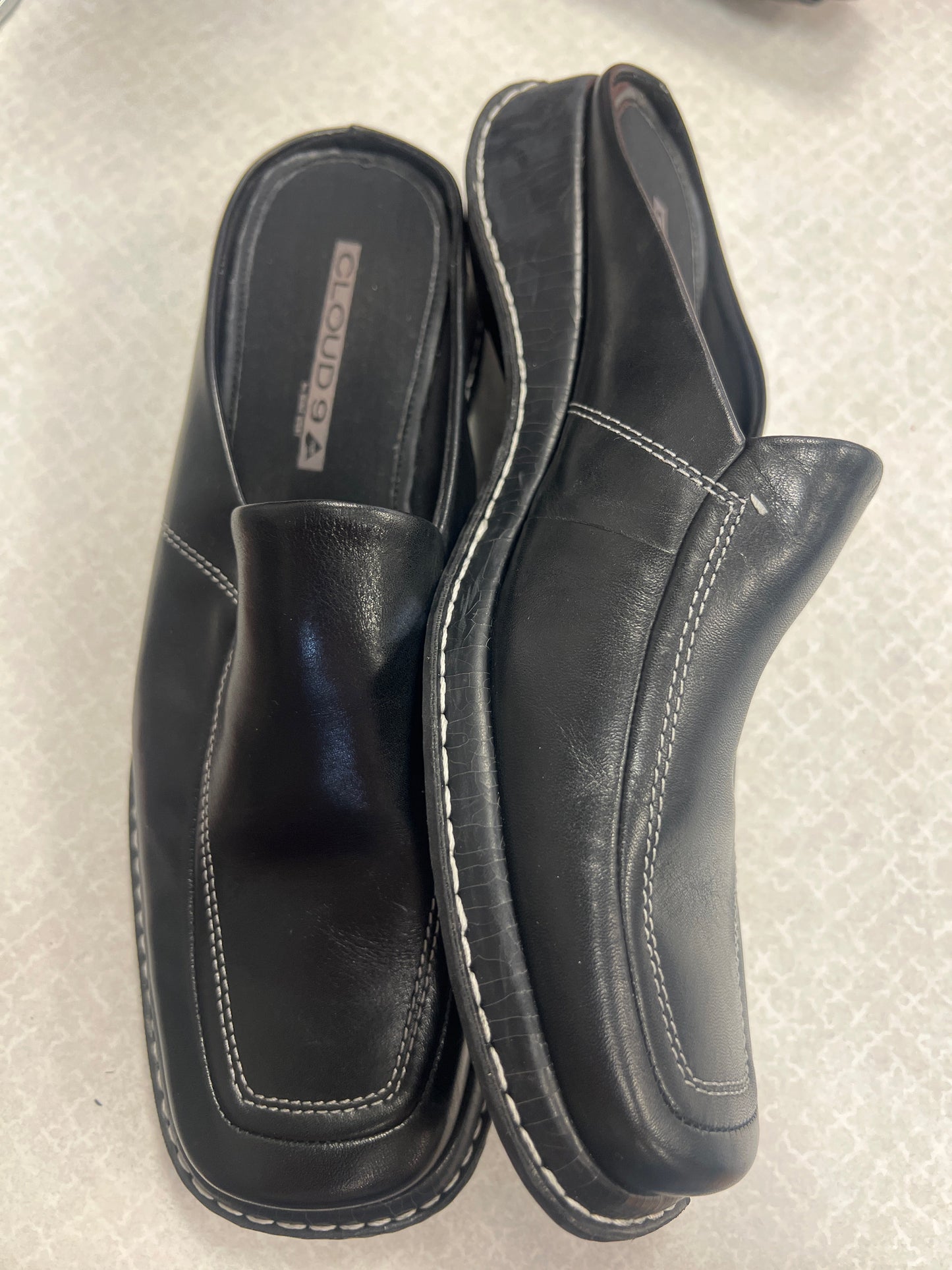 Shoes Flats Mule & Slide By Clothes Mentor Size: 8.5