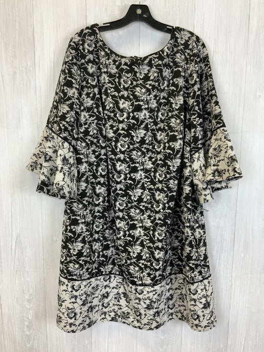 Dress Casual Short By Jessica Howard  Size: 2x
