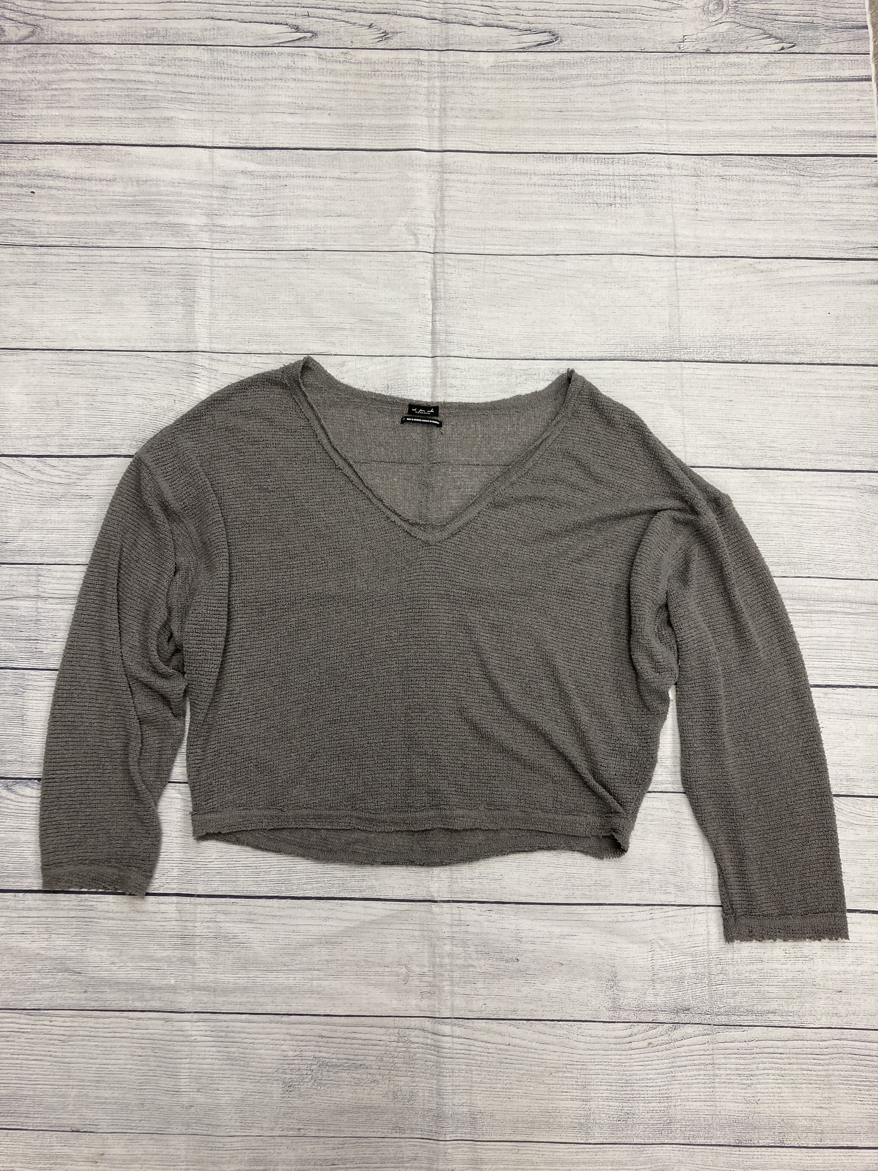 Top Long Sleeve By Urban Outfitters Size: S