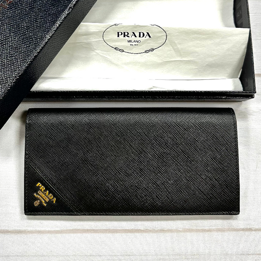 Wallet Luxury Designer By Prada  Size: Large