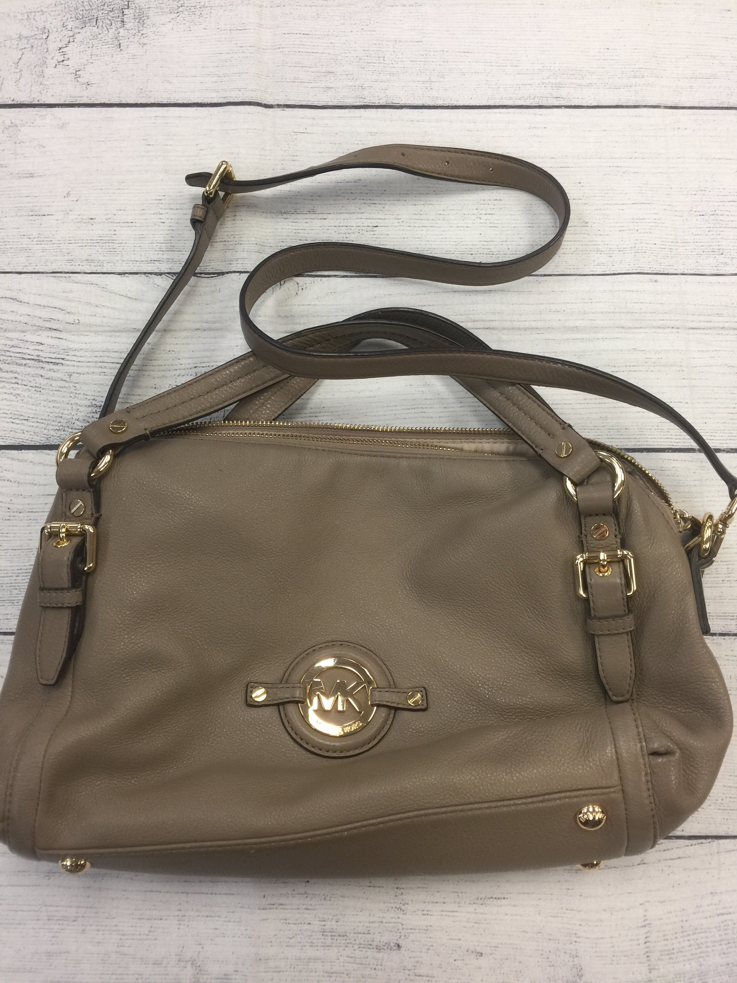 Handbag Designer By Michael Kors Size: Medium