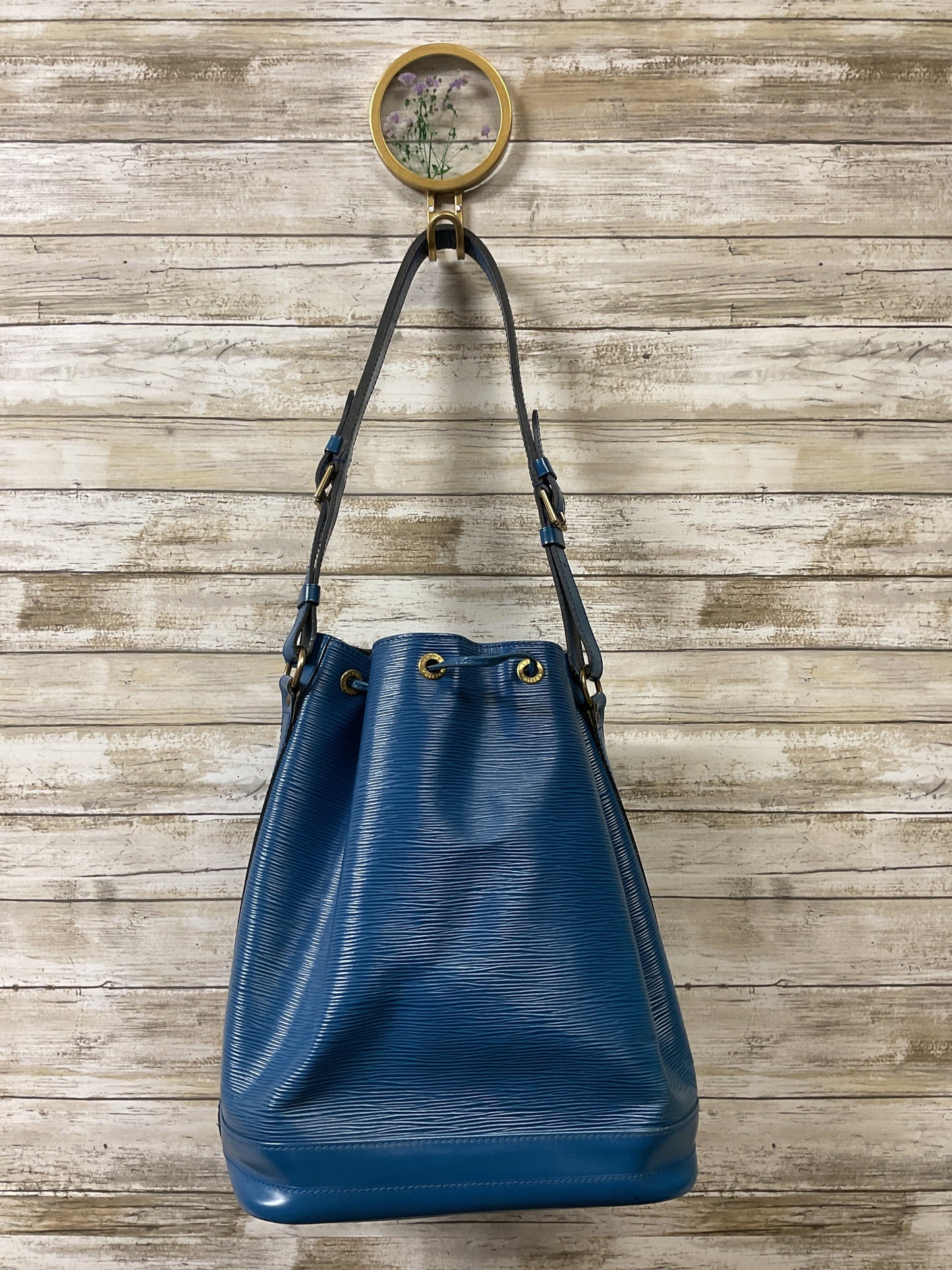 Handbag Luxury Designer By Louis Vuitton In Blue, Size:Large