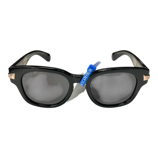 Sunglasses Luxury Designer By Gucci, Size: Medium