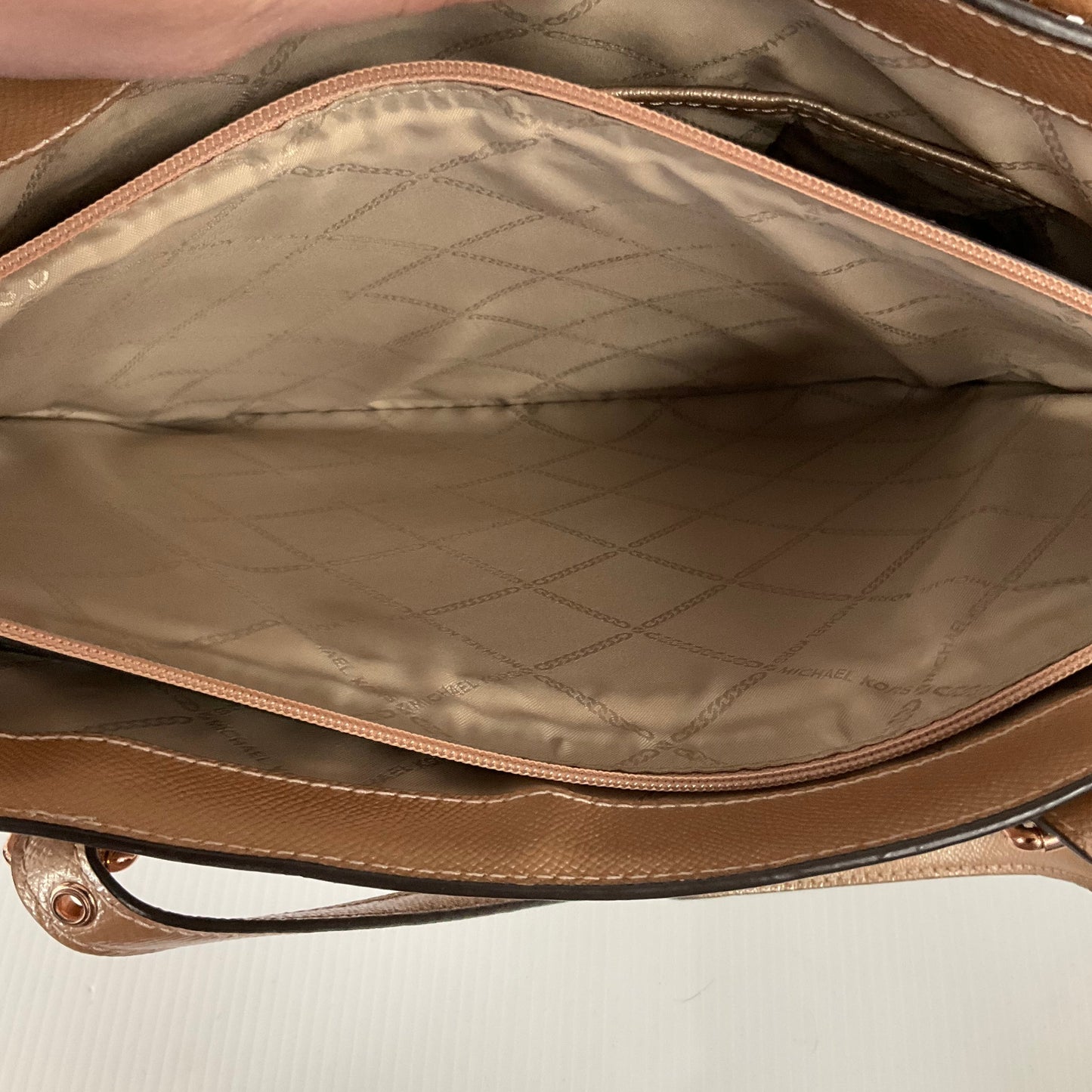 Handbag Designer By Michael Kors, Size: Large