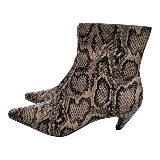 Boots Ankle Heels By Msonlydn In Animal Print, Size:7