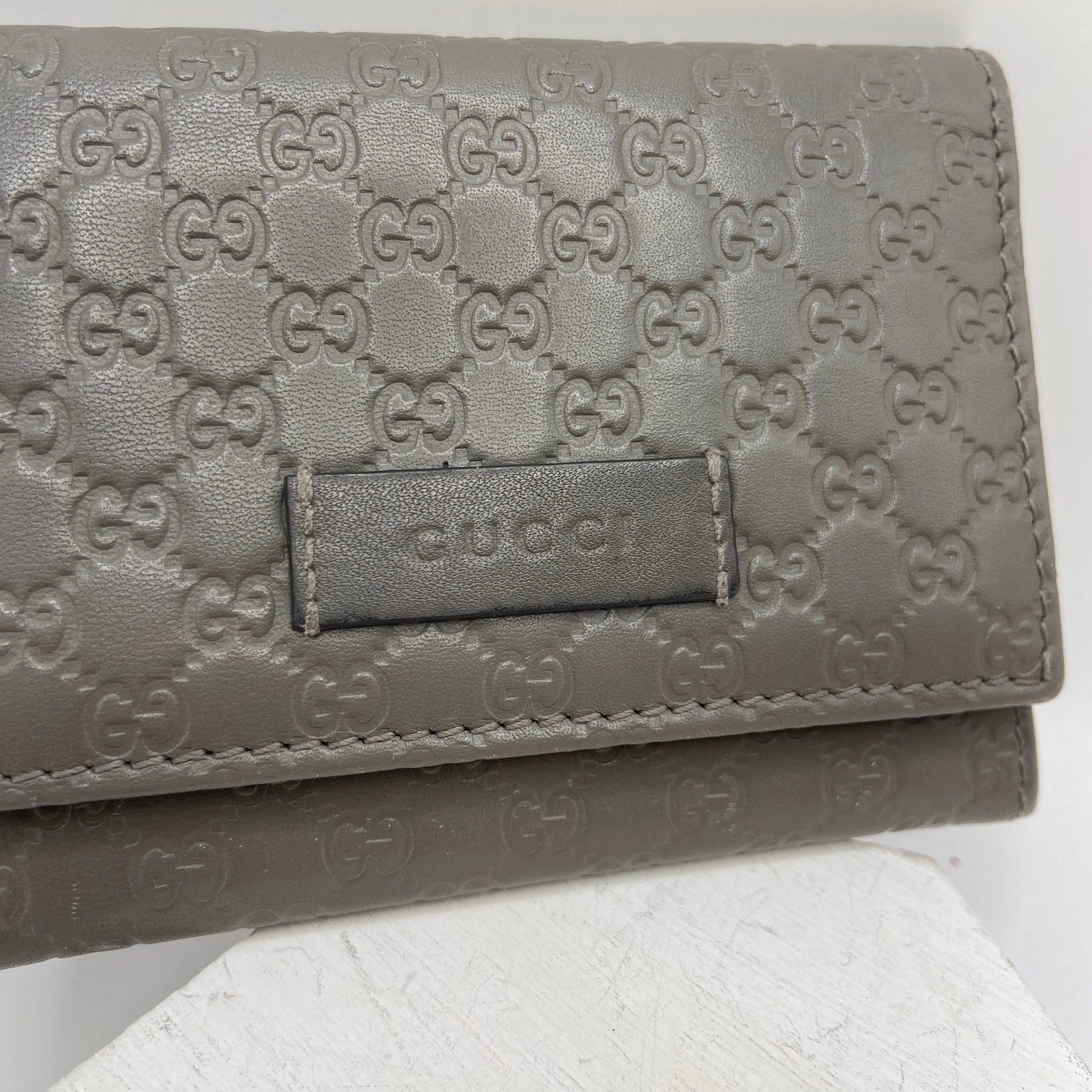Wallet Luxury Designer By Gucci, Size: Small