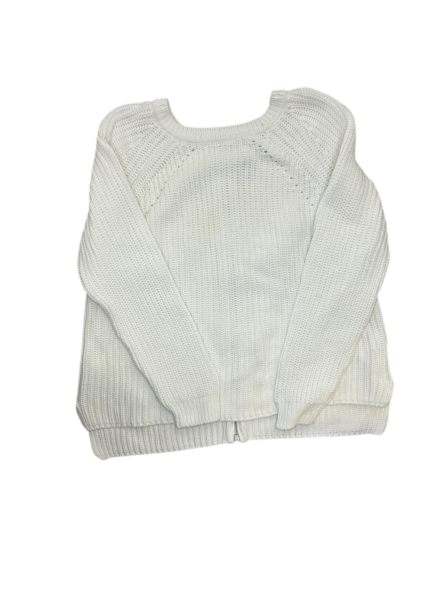 Sweater By 525 America In White, Size:M