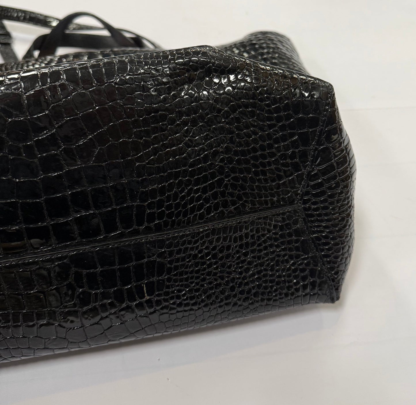 Handbag Designer By Tumi, Size: Large