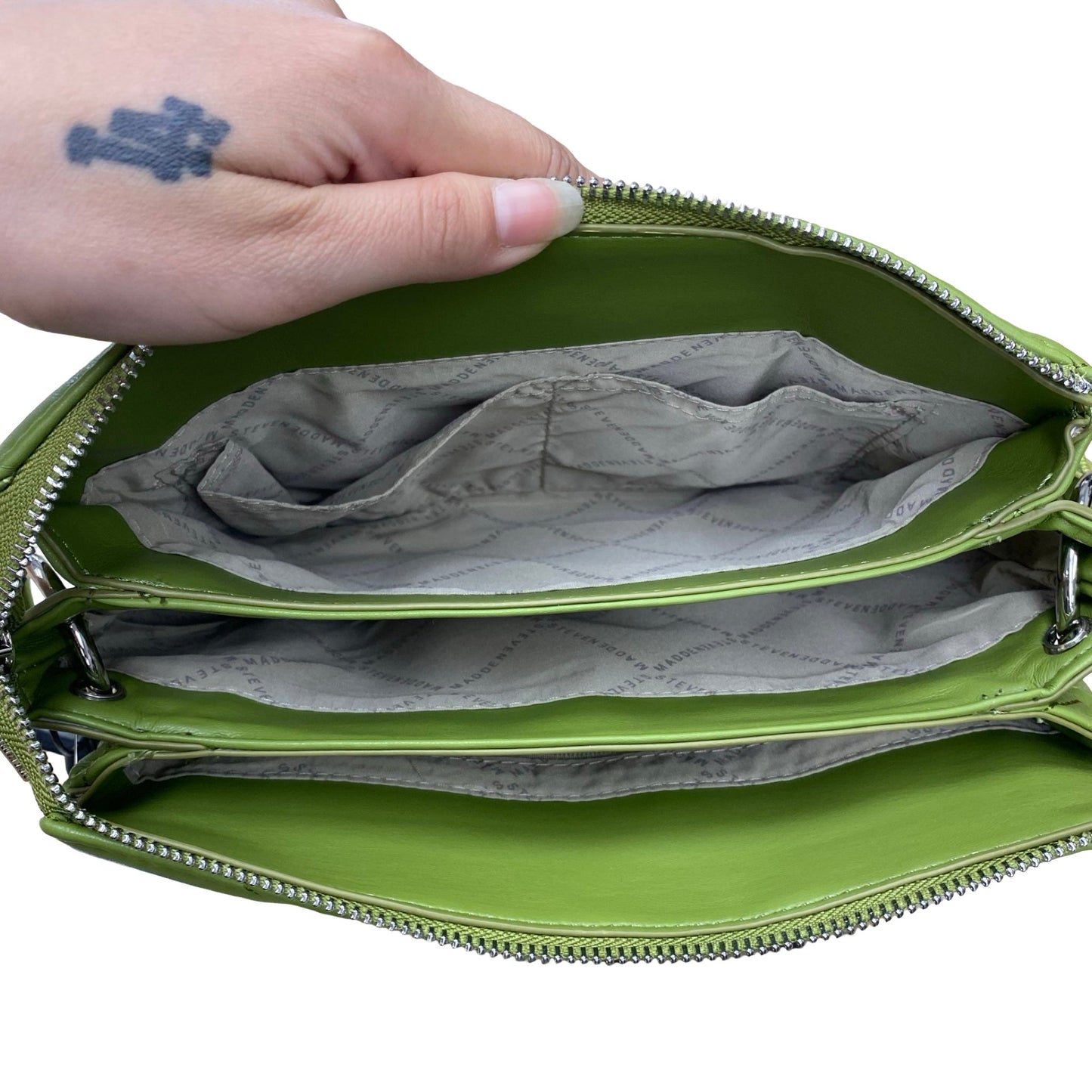 Handbag By Steve Madden In Green, Size:Medium