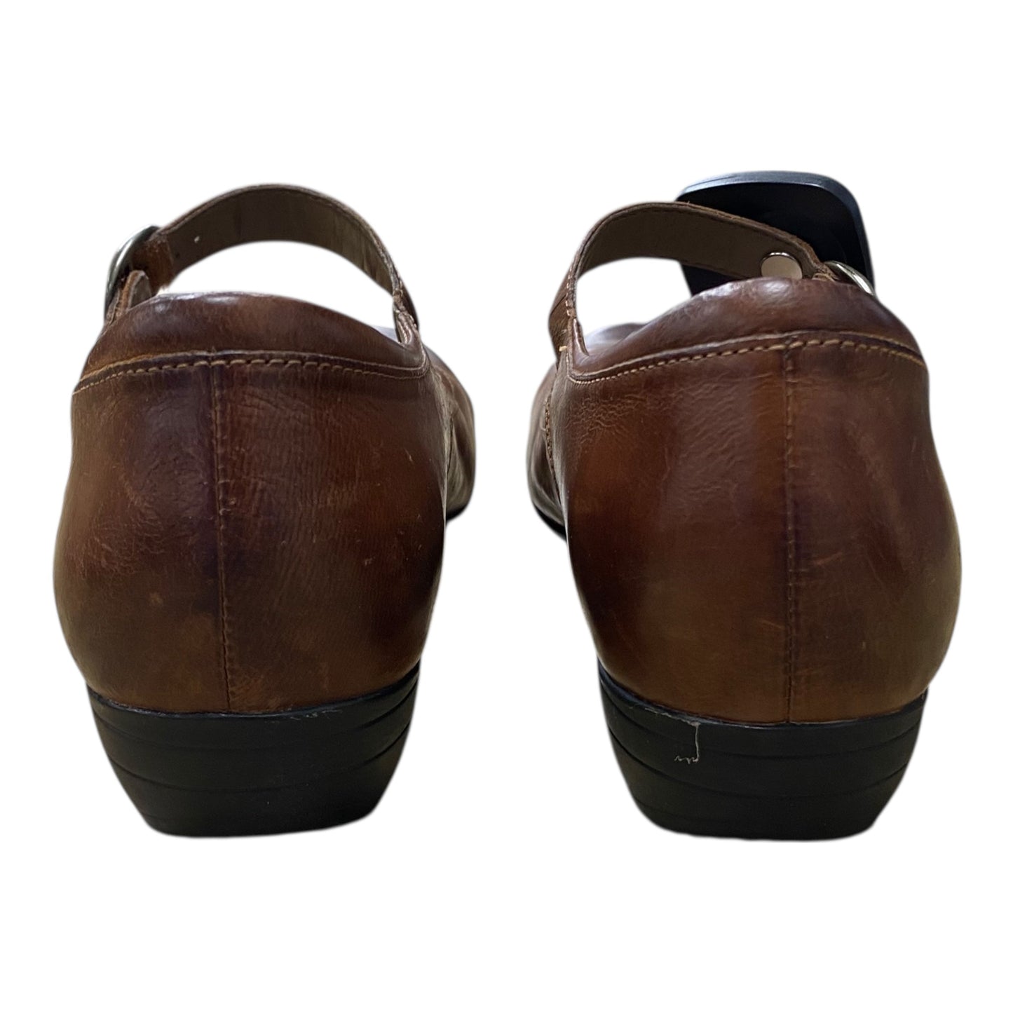 Shoes Flats By Dansko In Brown, Size:8.5