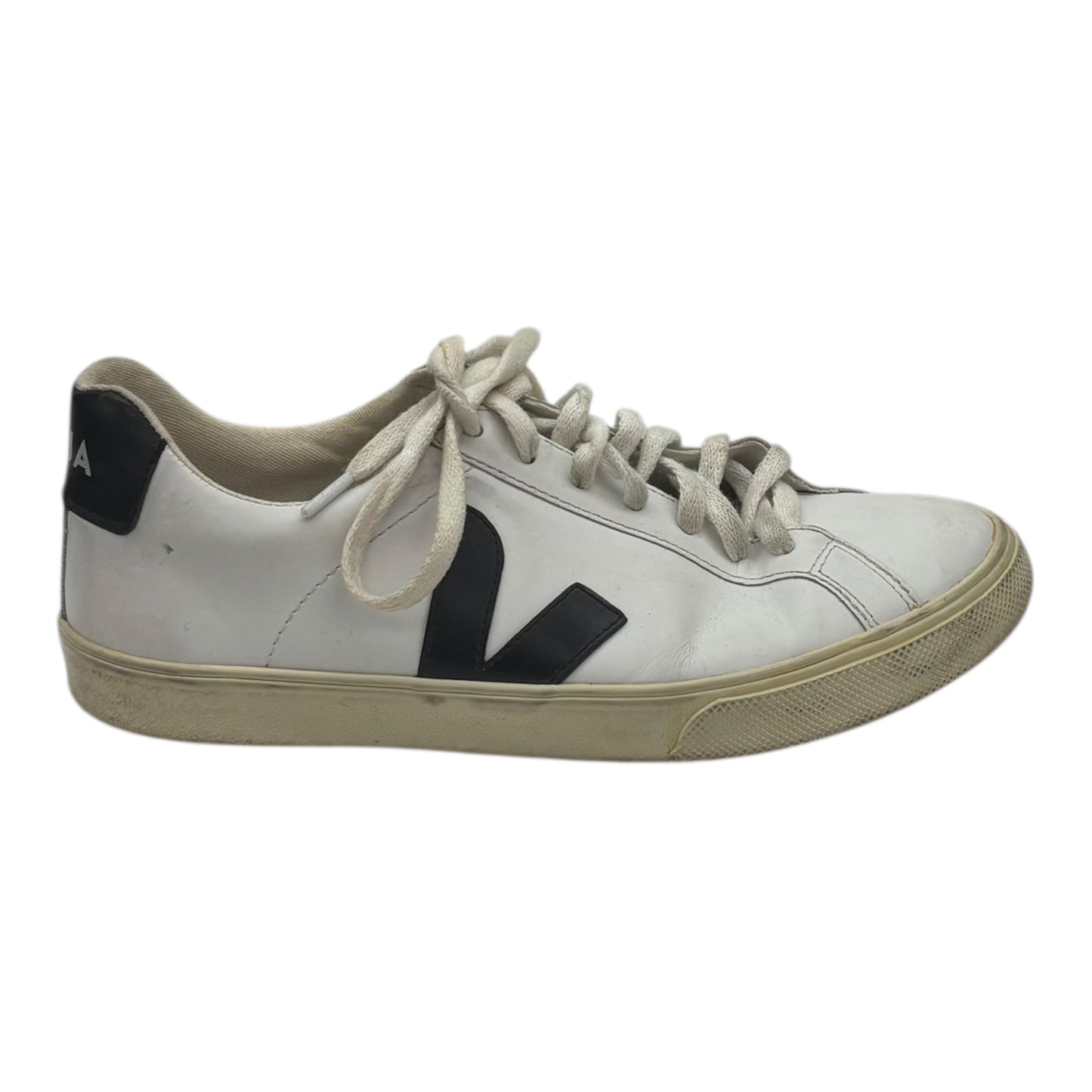 Shoes Sneakers By Veja In White, Size:8